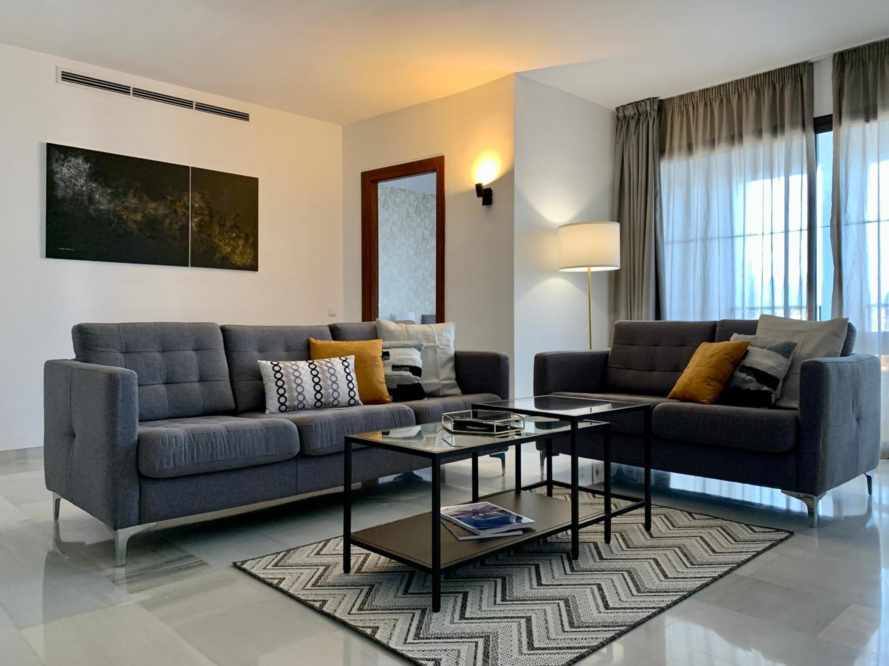 Three-Bedroom Apartment - Photo 6