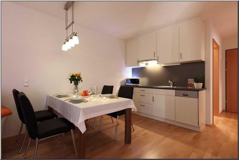 Two-Bedroom Apartment with Balcony and Terrace photo 3