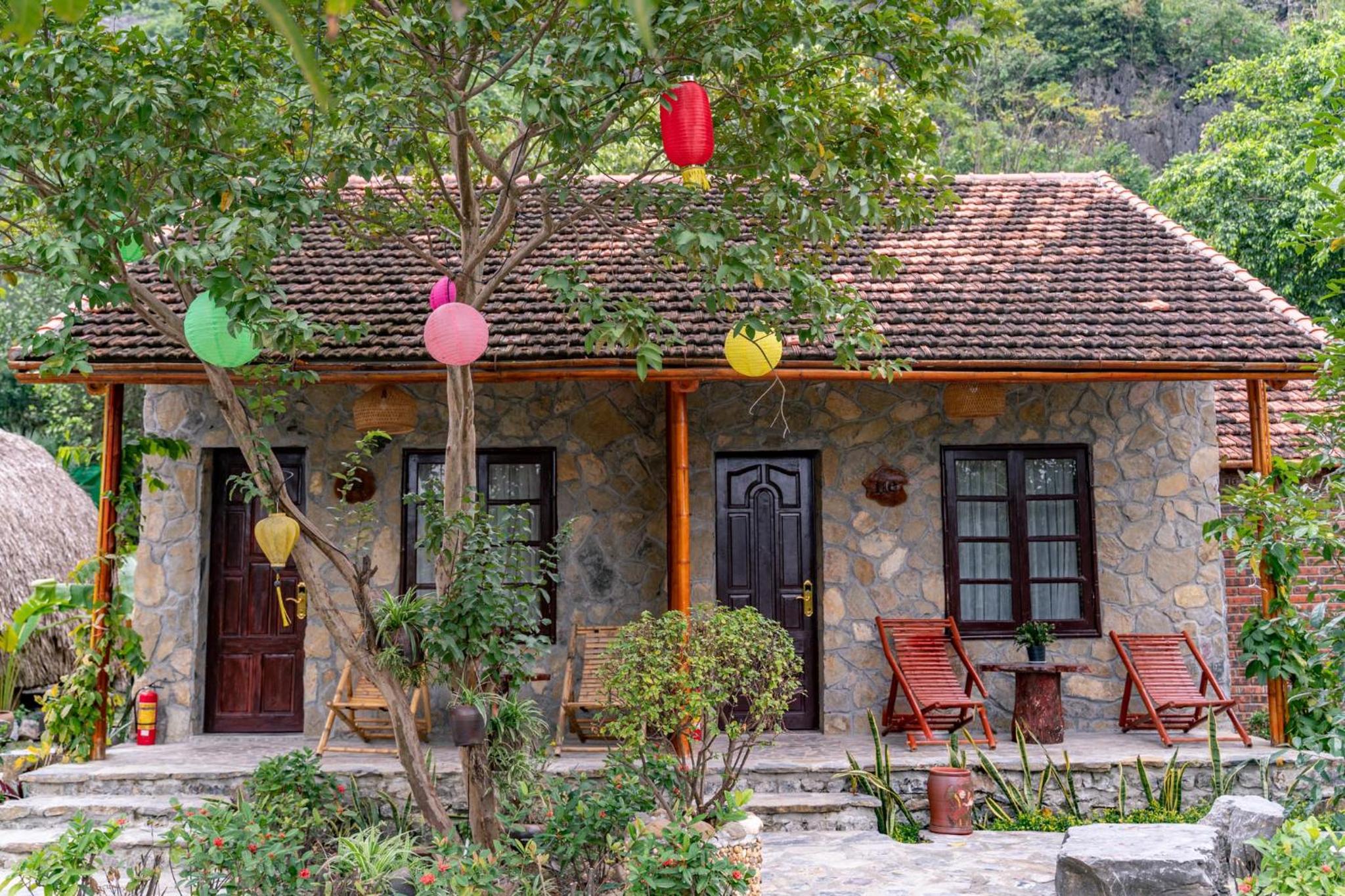 Deluxe Bungalow photo 2