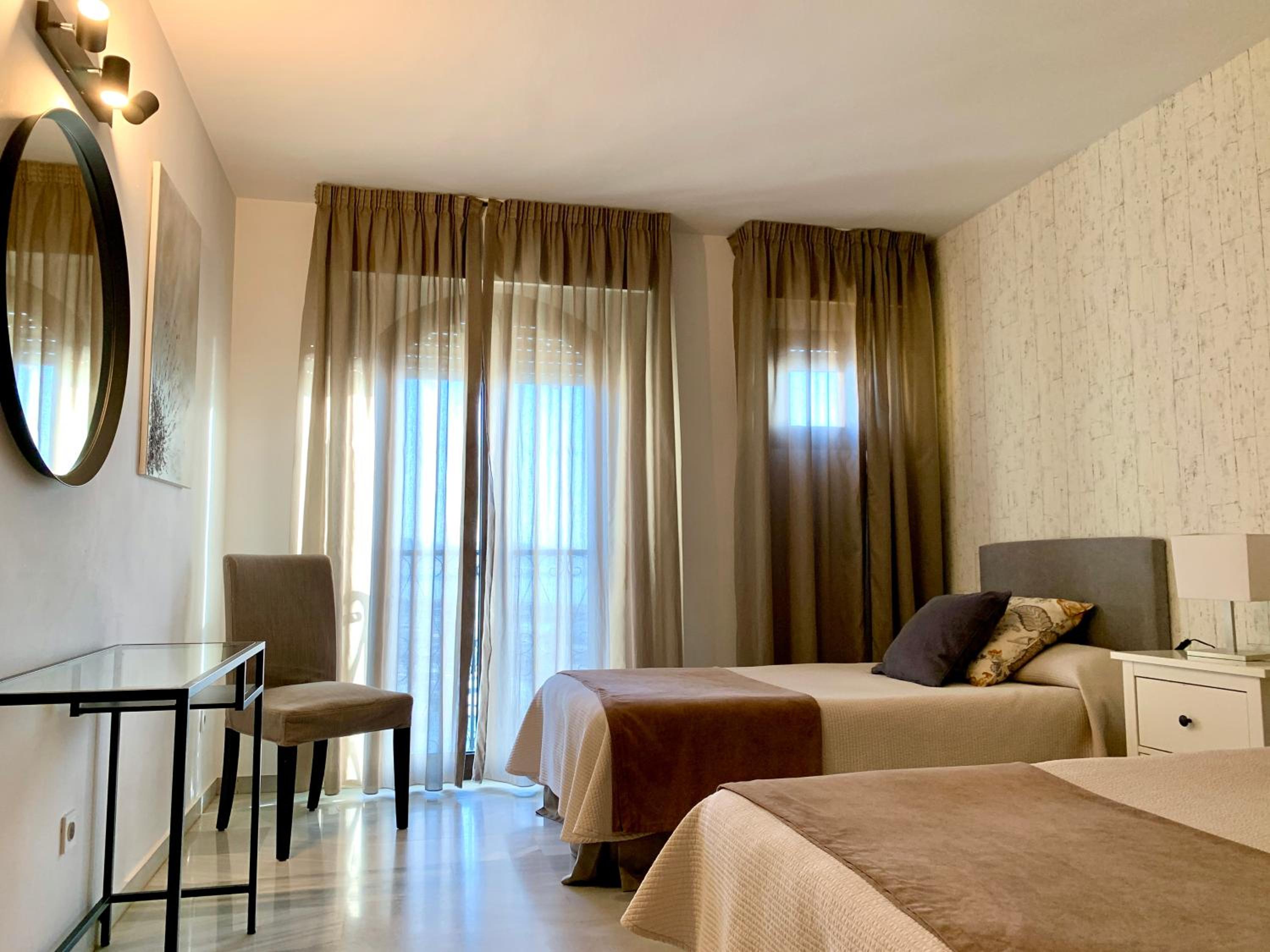 Two-Bedroom Apartment with Puerto Banus View (4 Adults) - Photo 3
