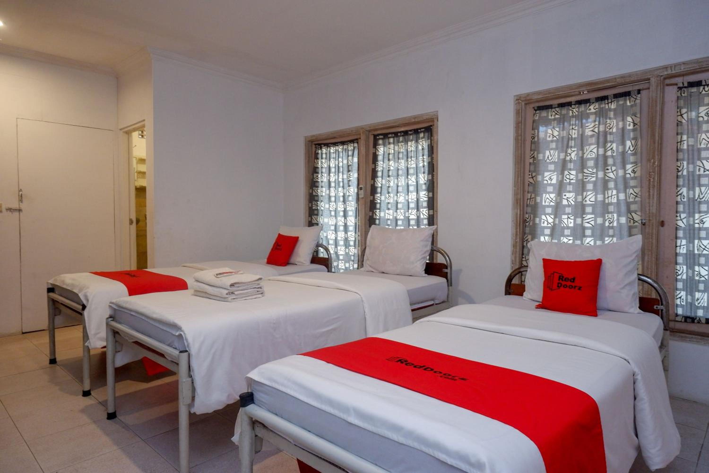 Triple Room - Photo 9
