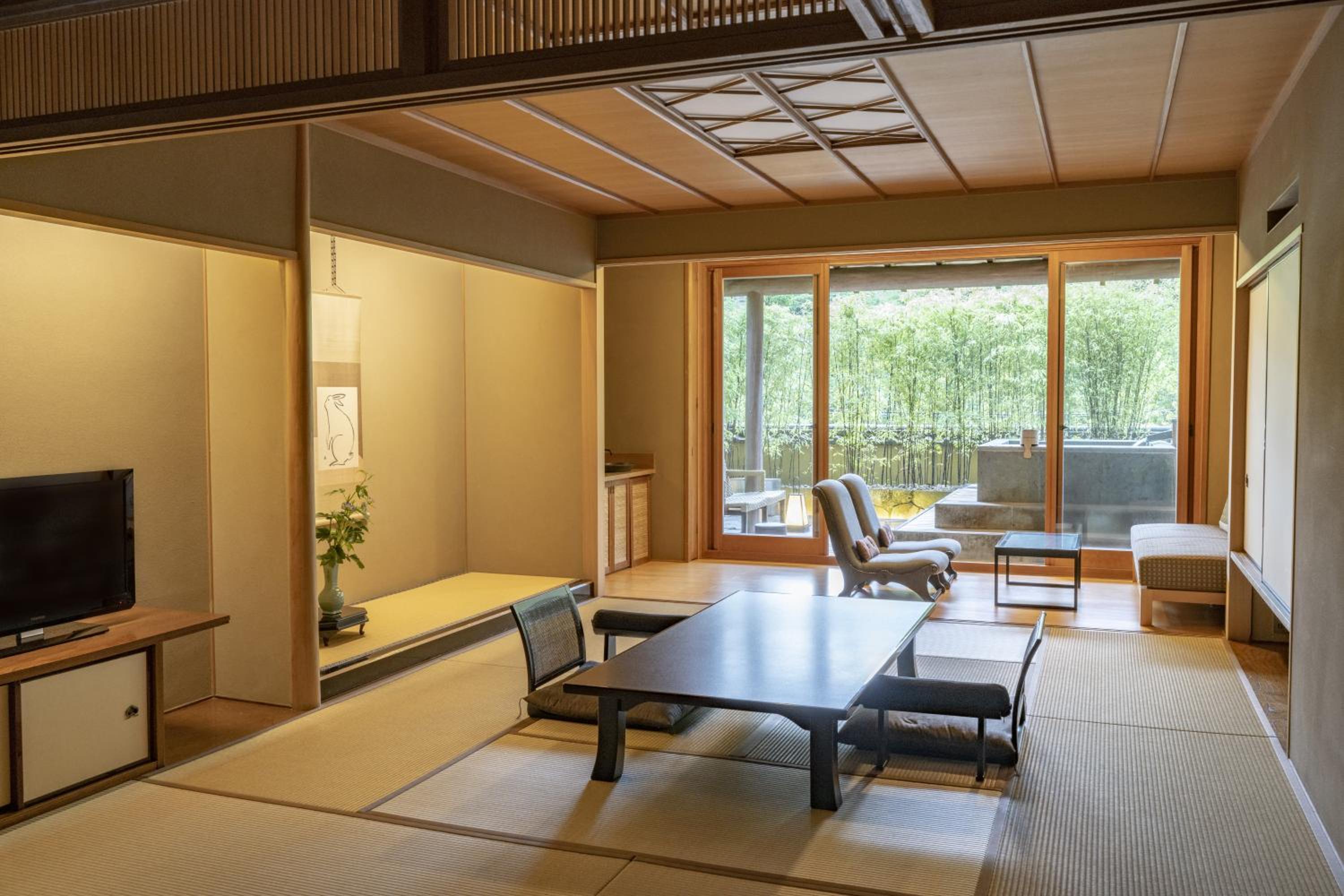 Japanese-Style Room with Open-Air Bath "Matsu"