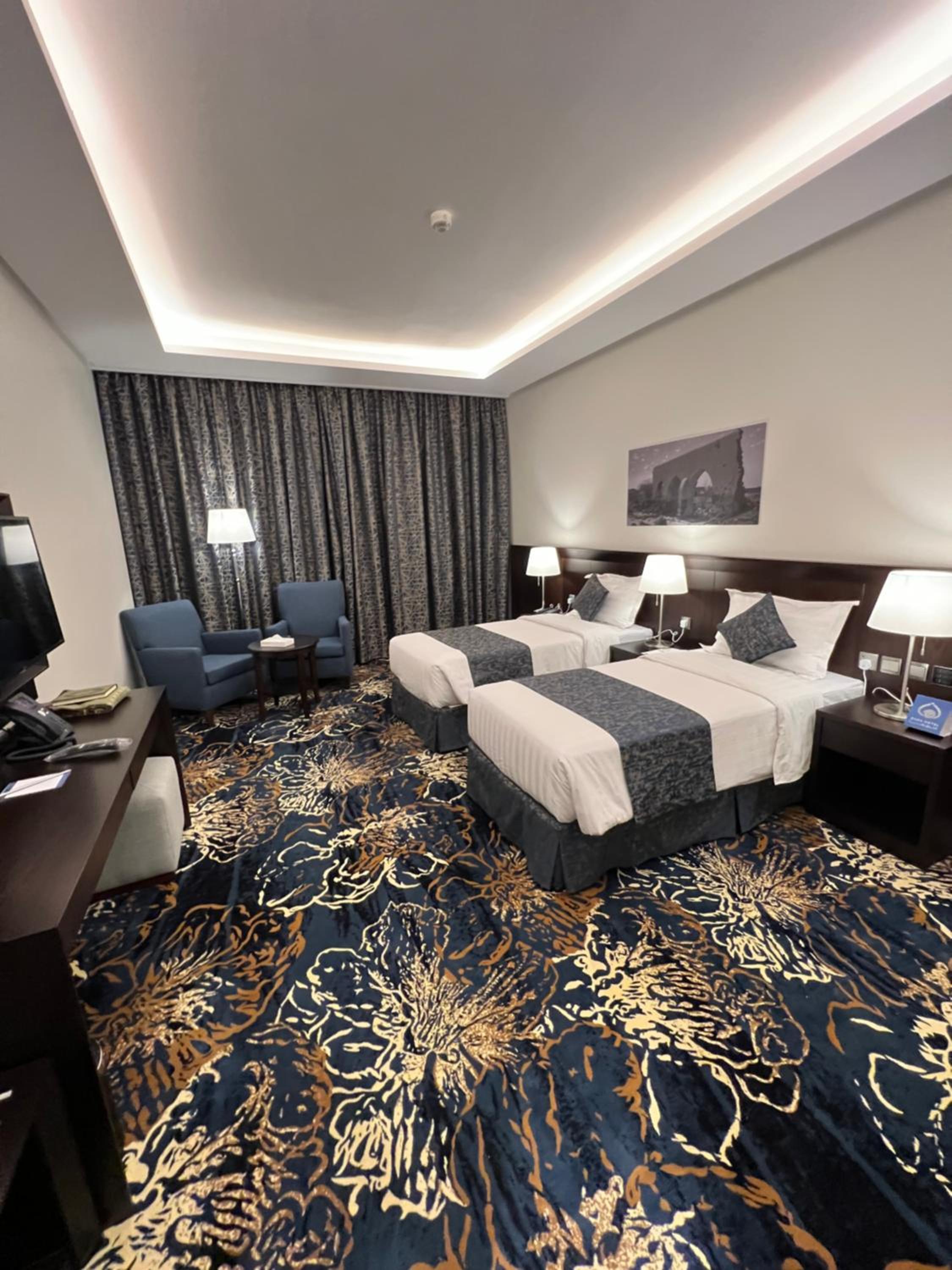Standard Twin Room - Photo 1