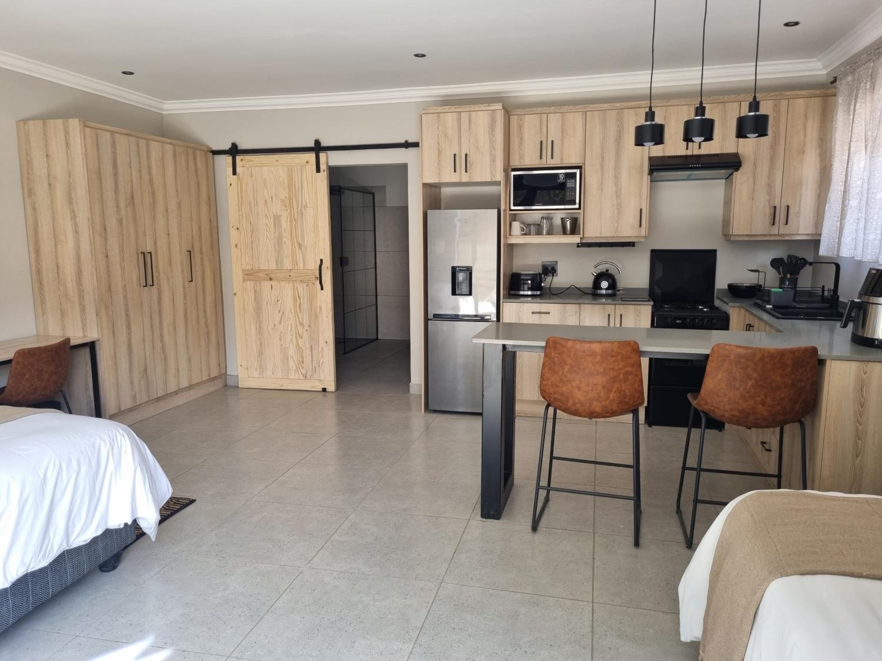 Double Room with Patio photo 1