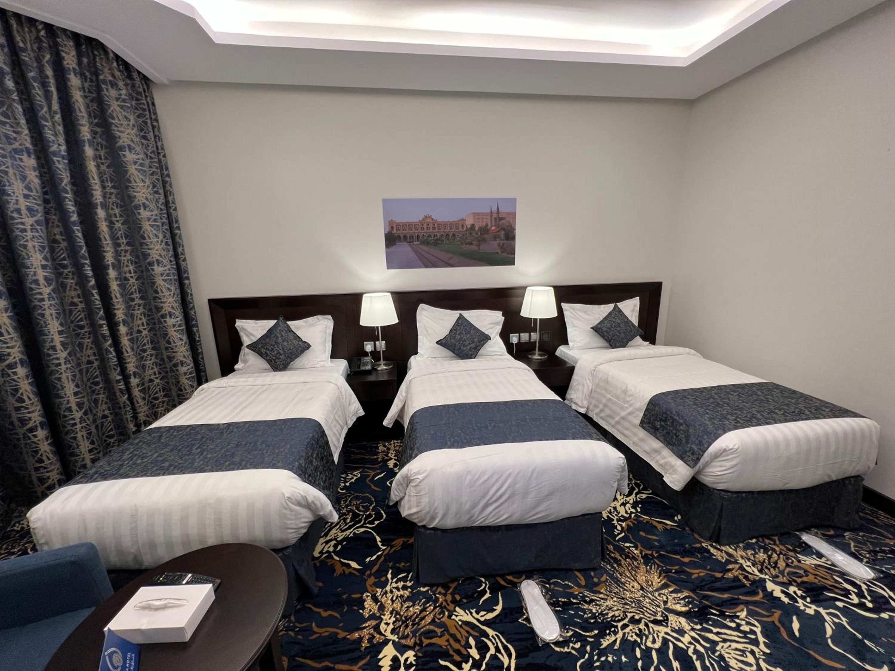 Standard Triple Room - Photo 2