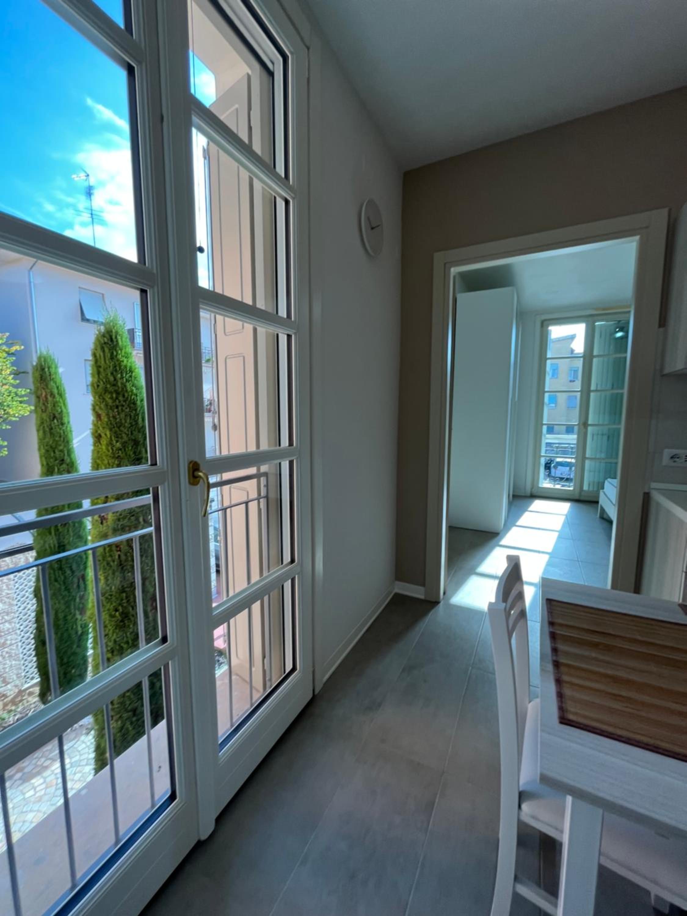 Apartment with Balcony photo 2