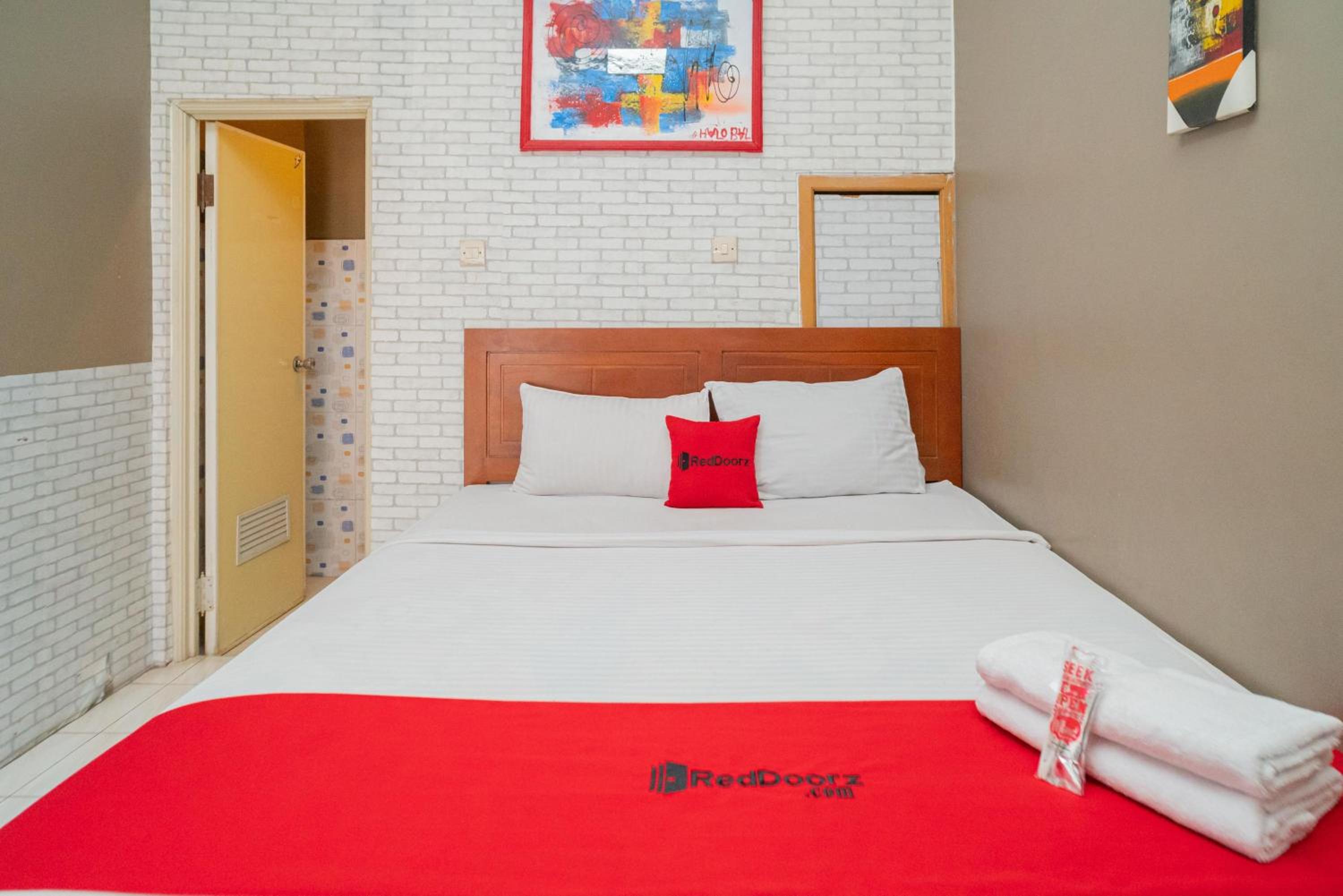 Standard Double Room - Photo 6