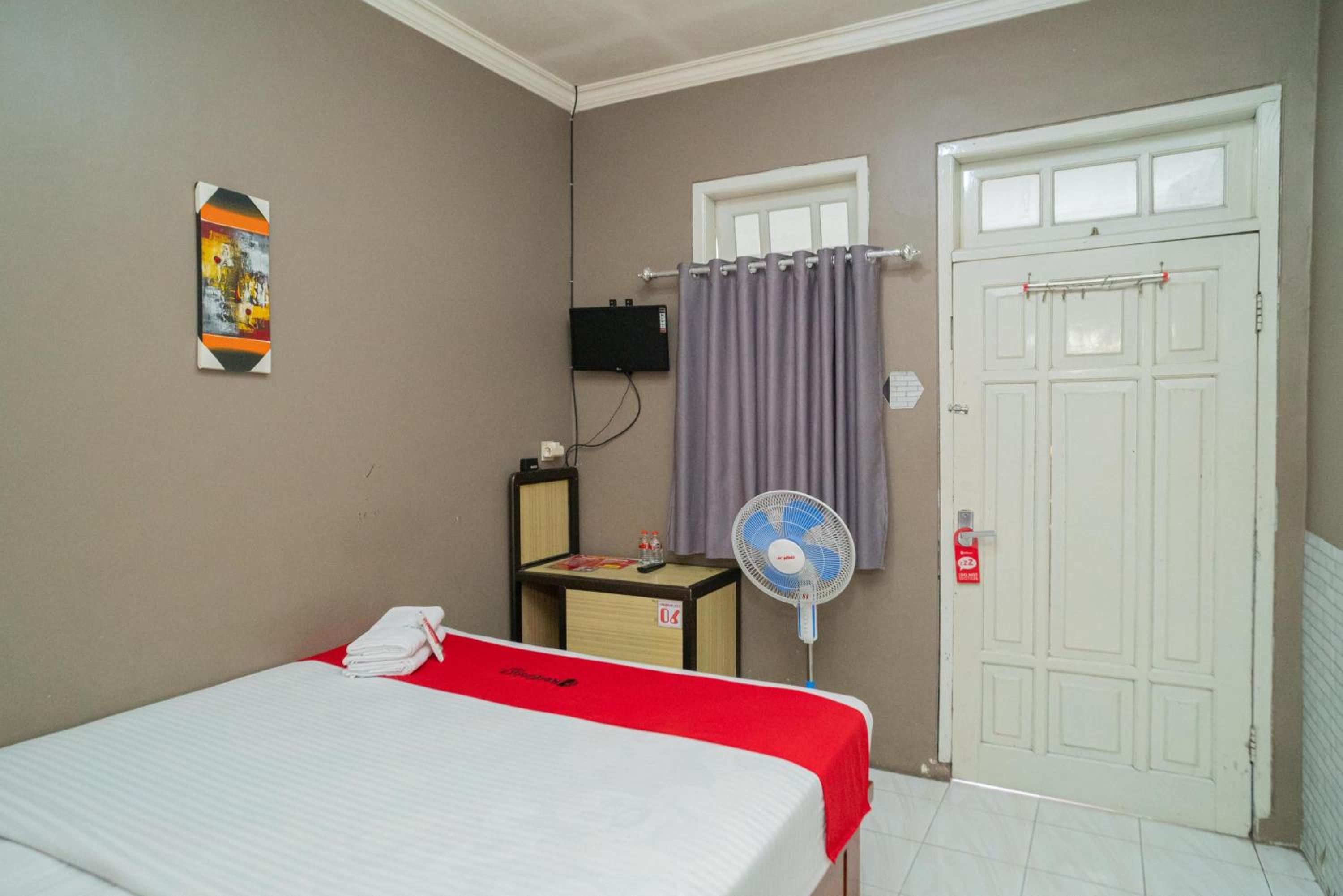 Standard Double Room - Photo 4