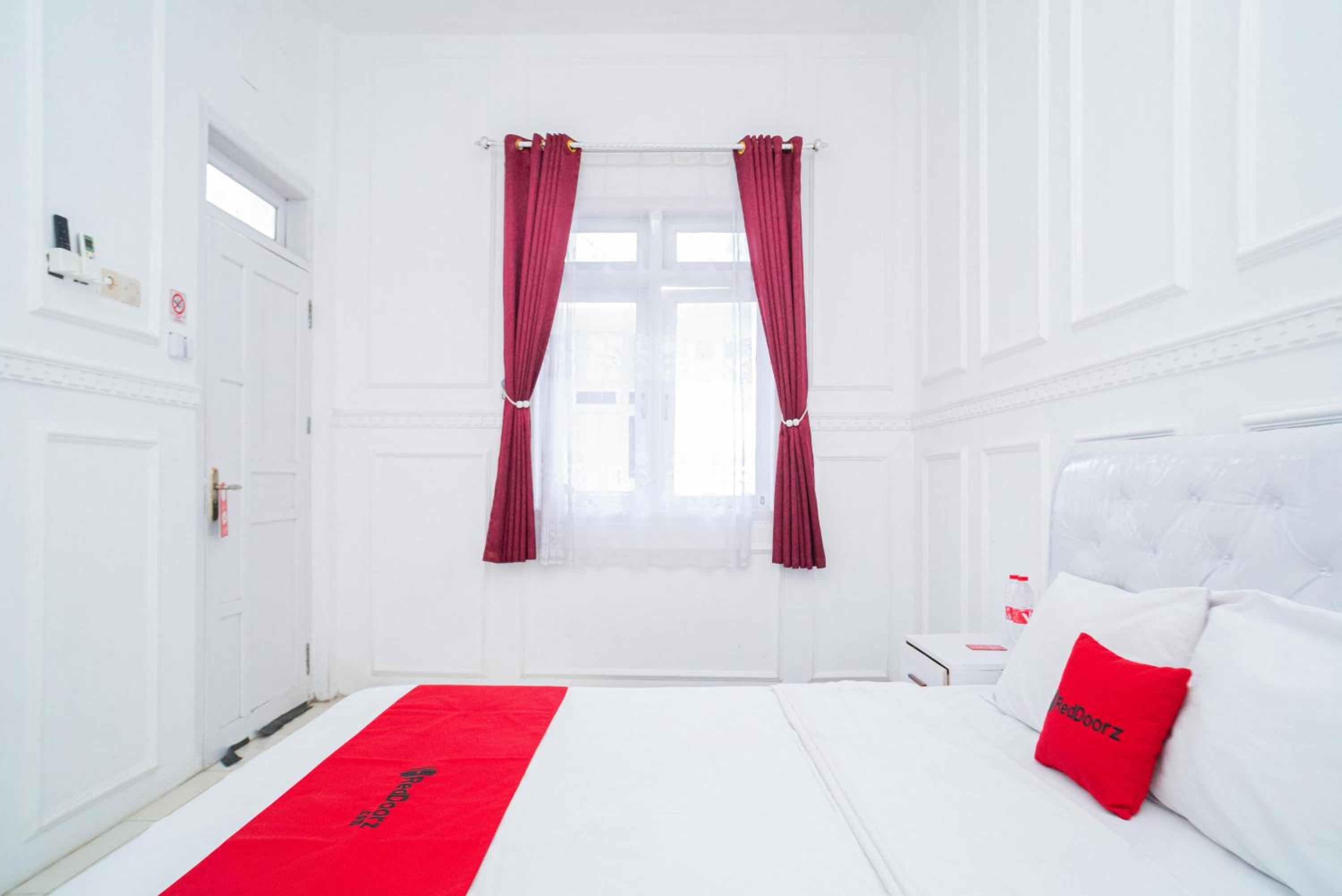 Standard Double Room - Photo 1