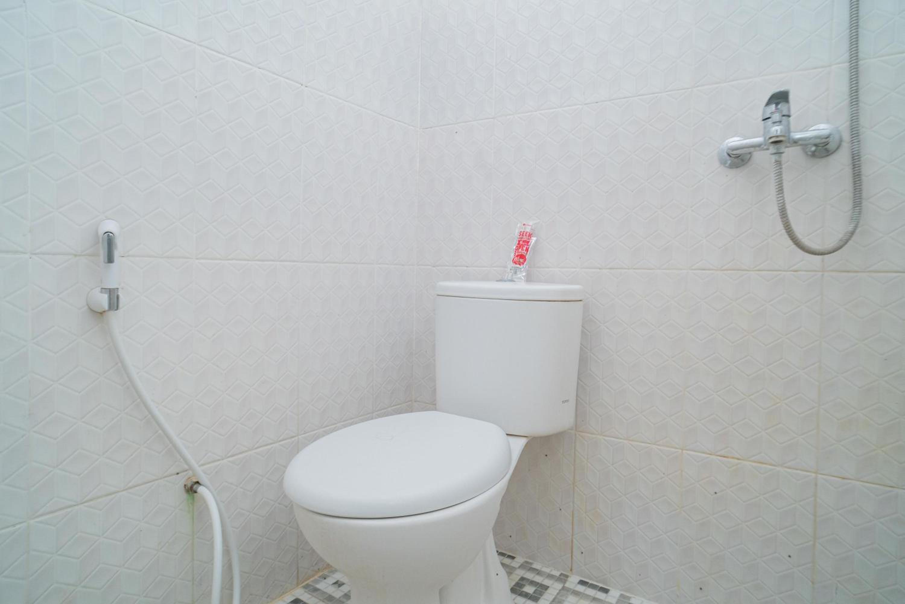 Standard Double Room - Photo 3