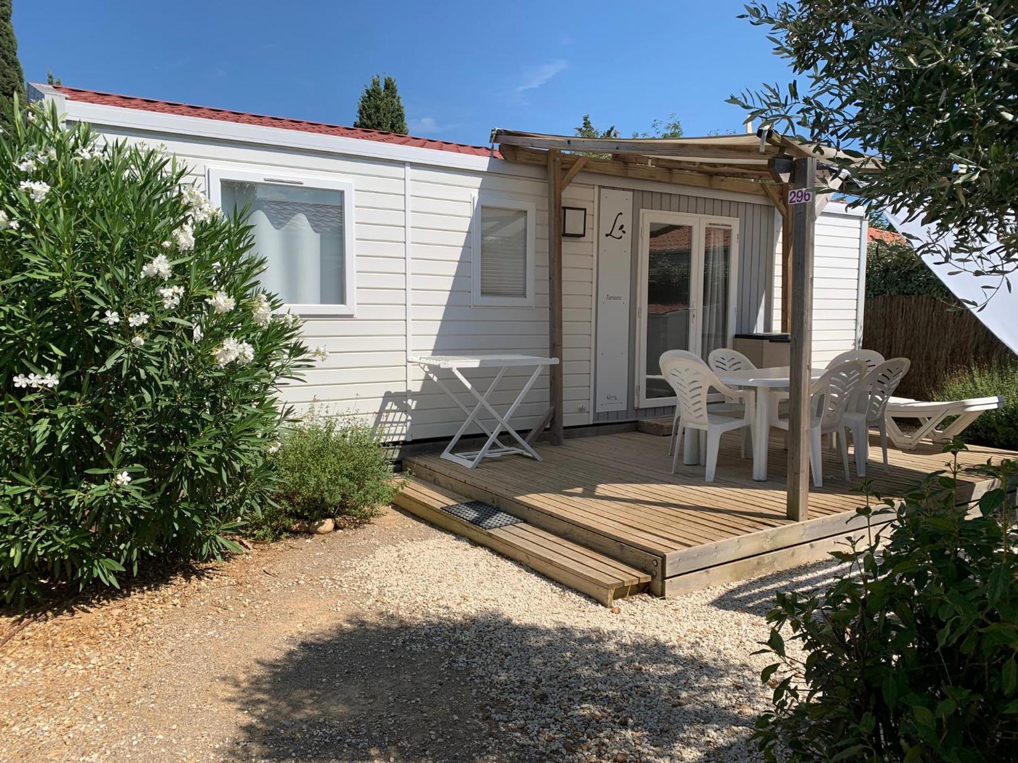 Mobile Home photo 2