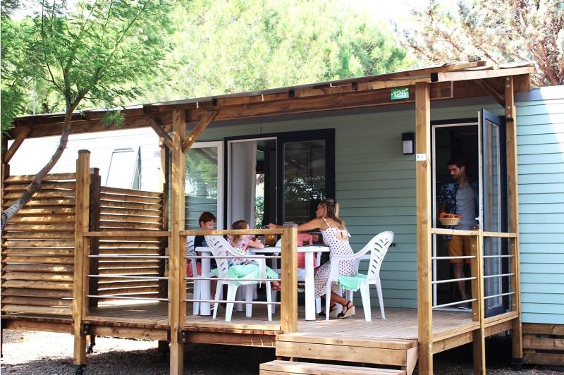 Mobile Home photo 1