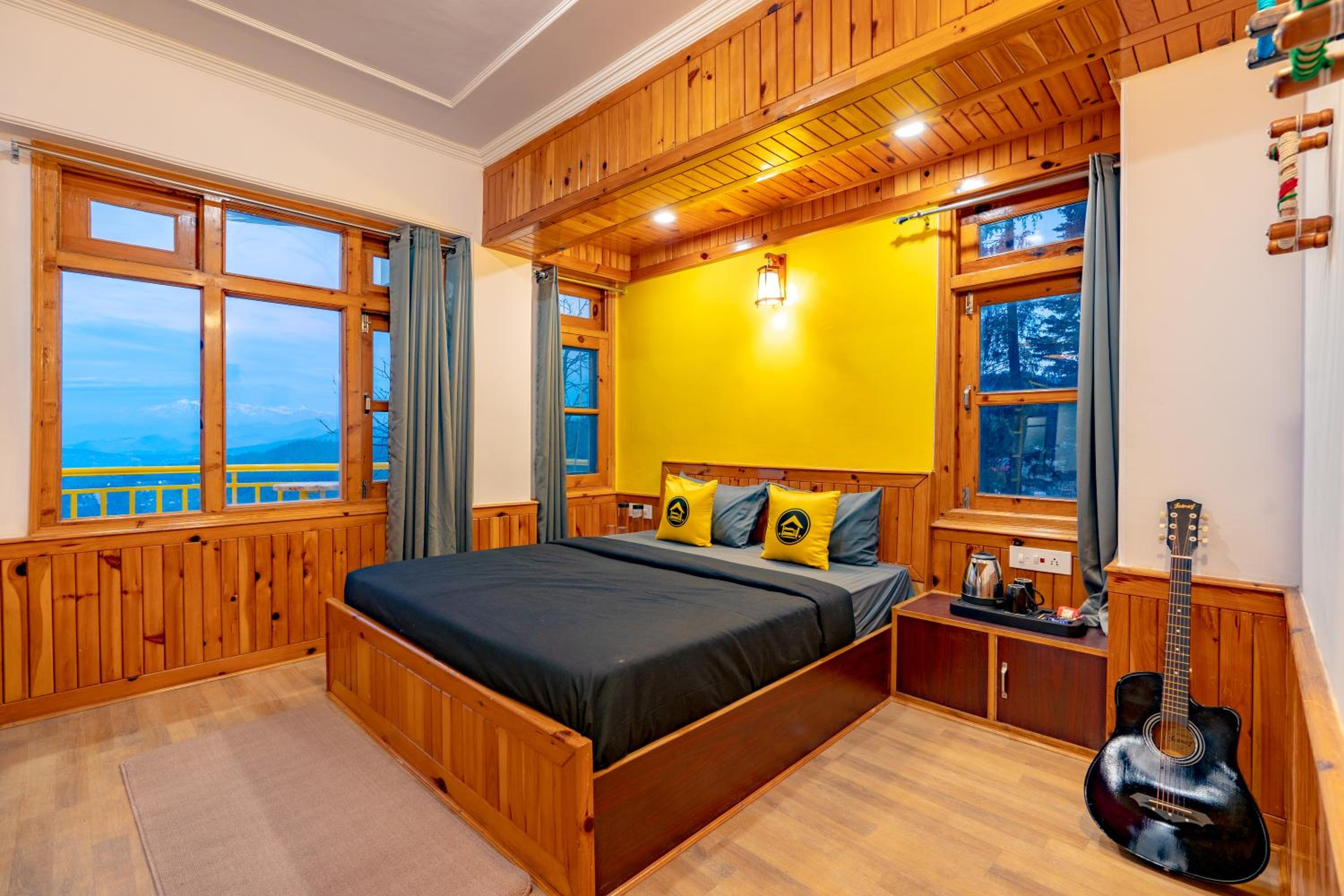  Deluxe Quadruple Room with Balcony and Mountain View - Photo 4