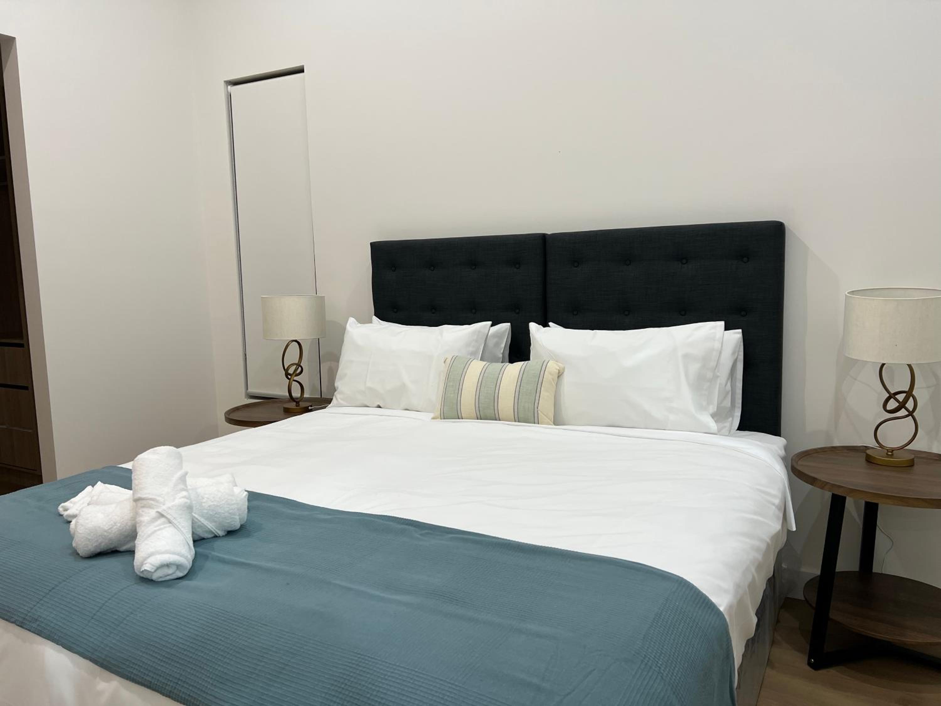 Deluxe Family Suite photo 1