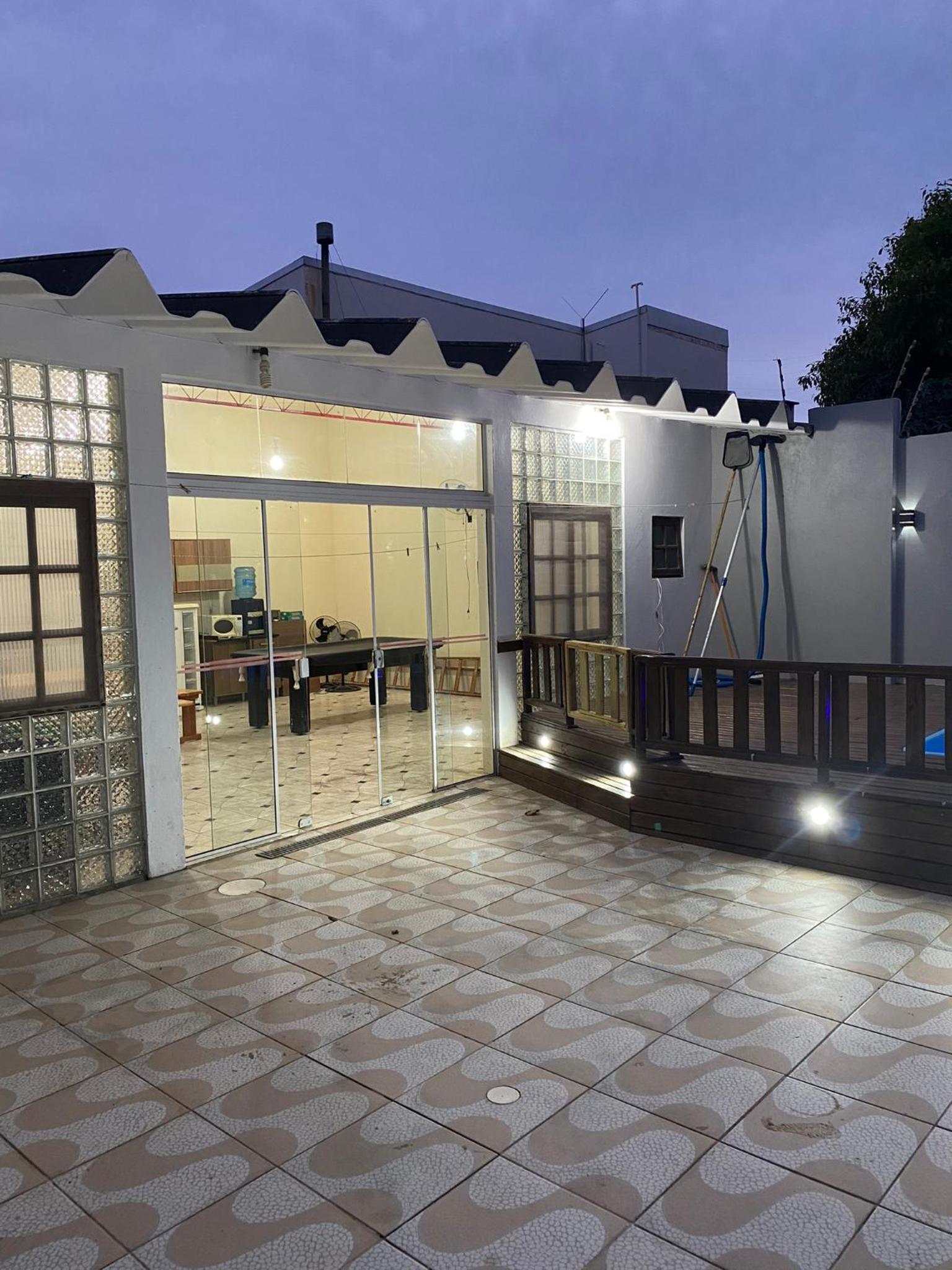 Four-Bedroom House photo 3