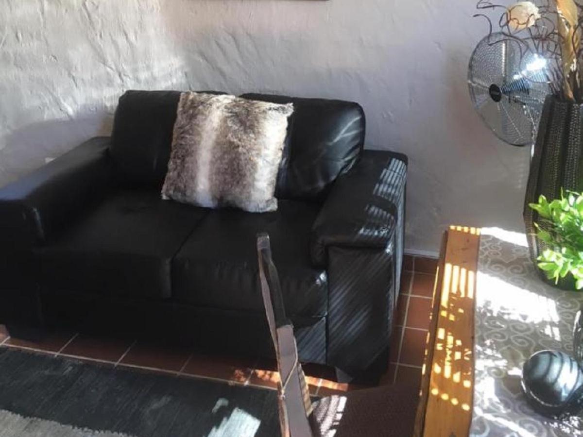 Deluxe Room - Photo 8