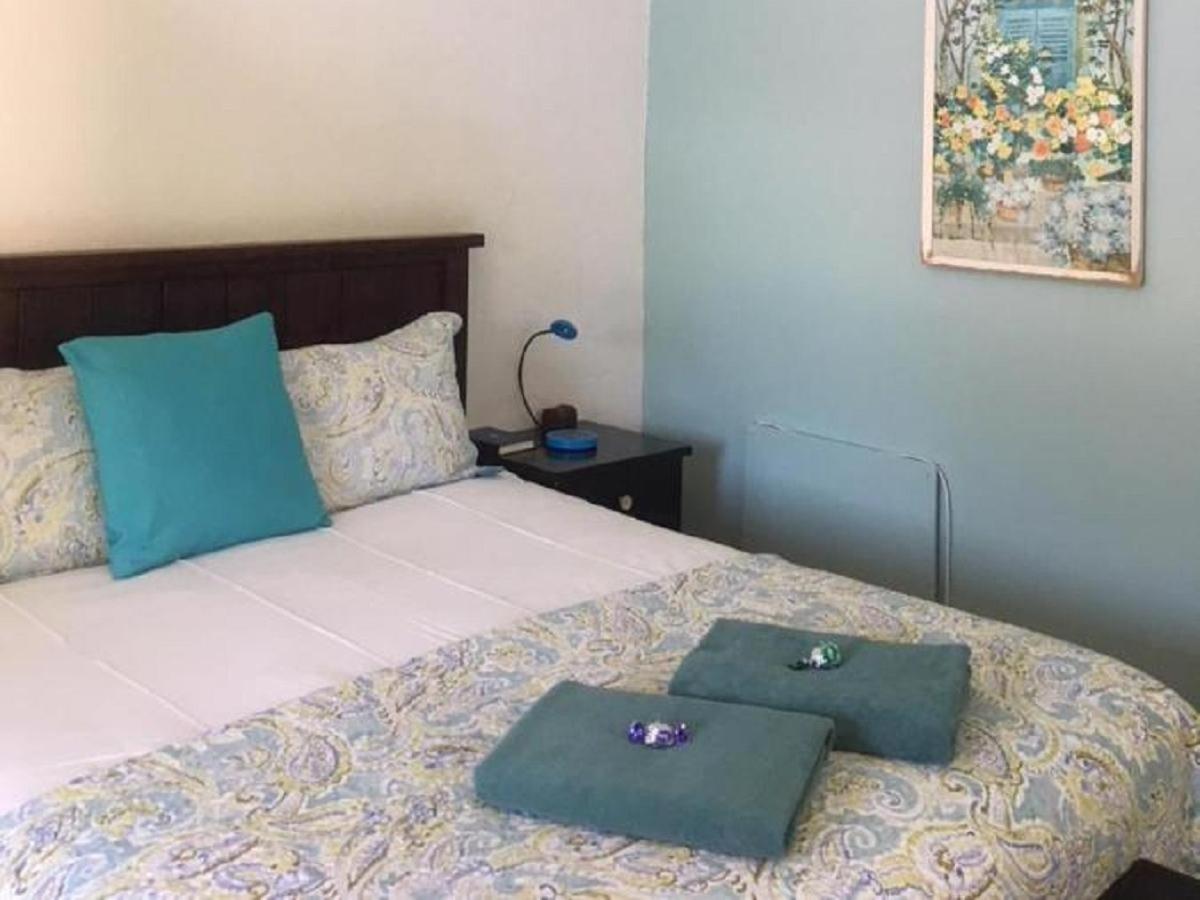 Deluxe Room - Photo 7