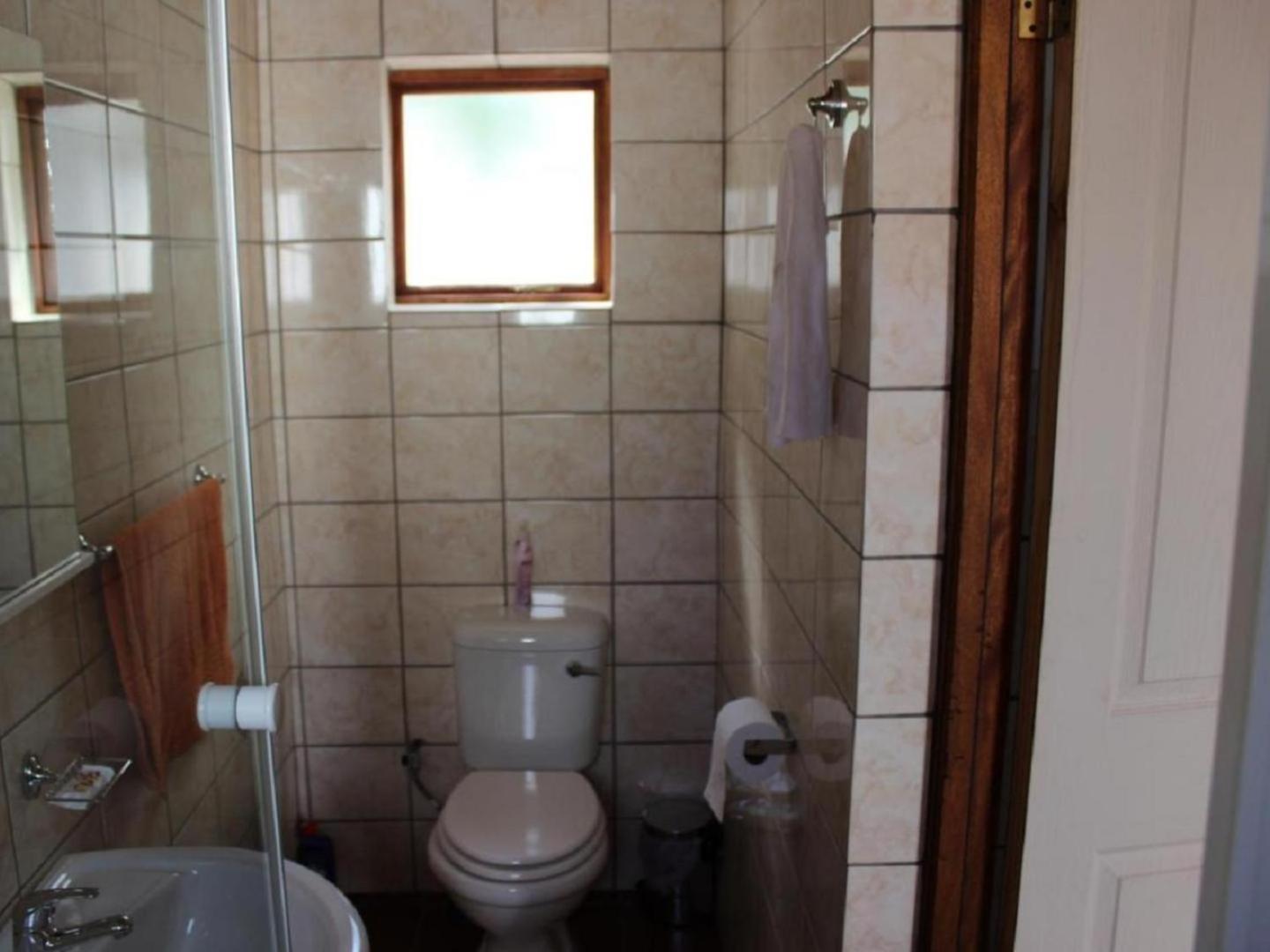 Budget Twin Room - Photo 4