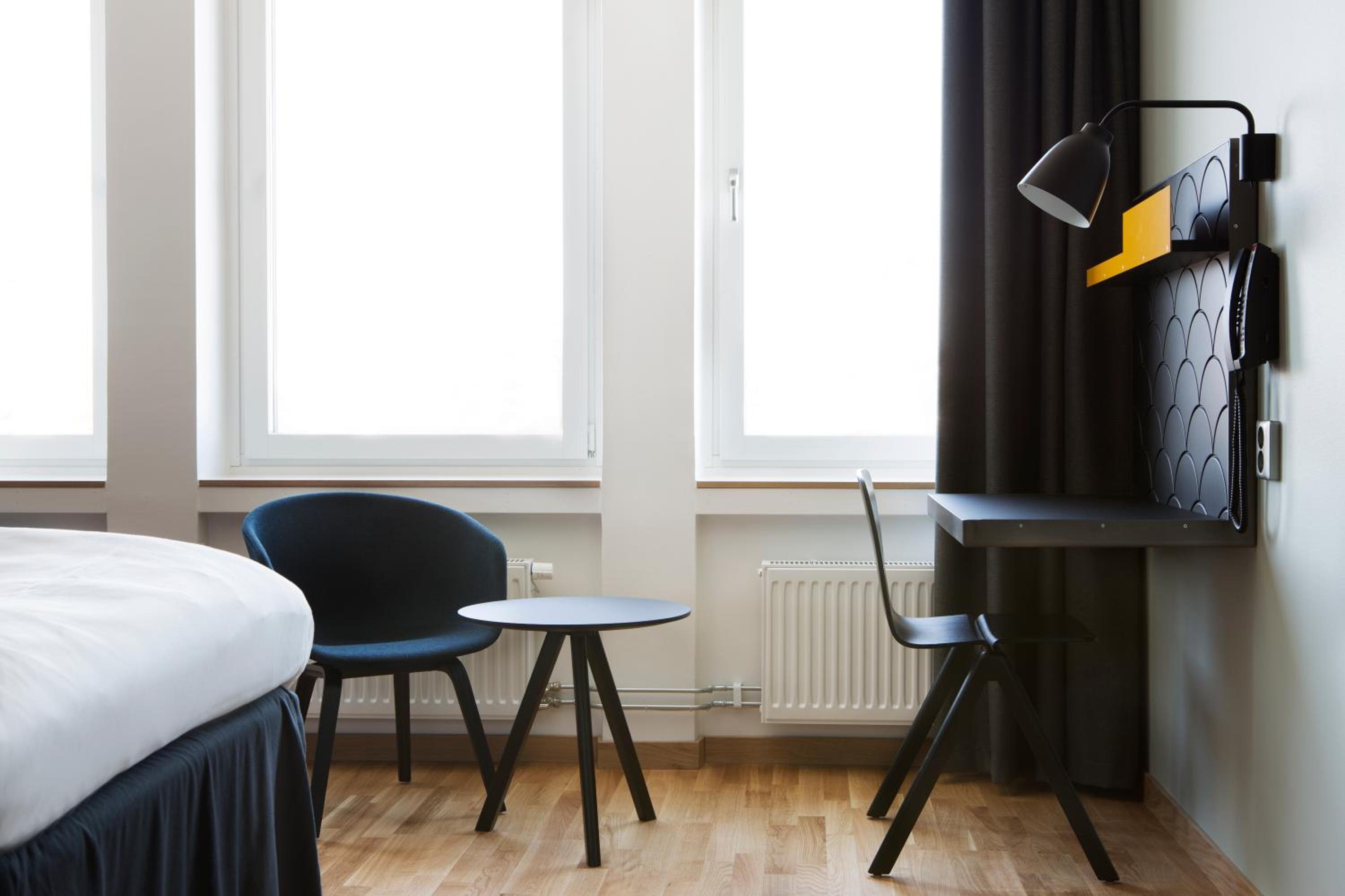 Standard Twin Room - Photo 6