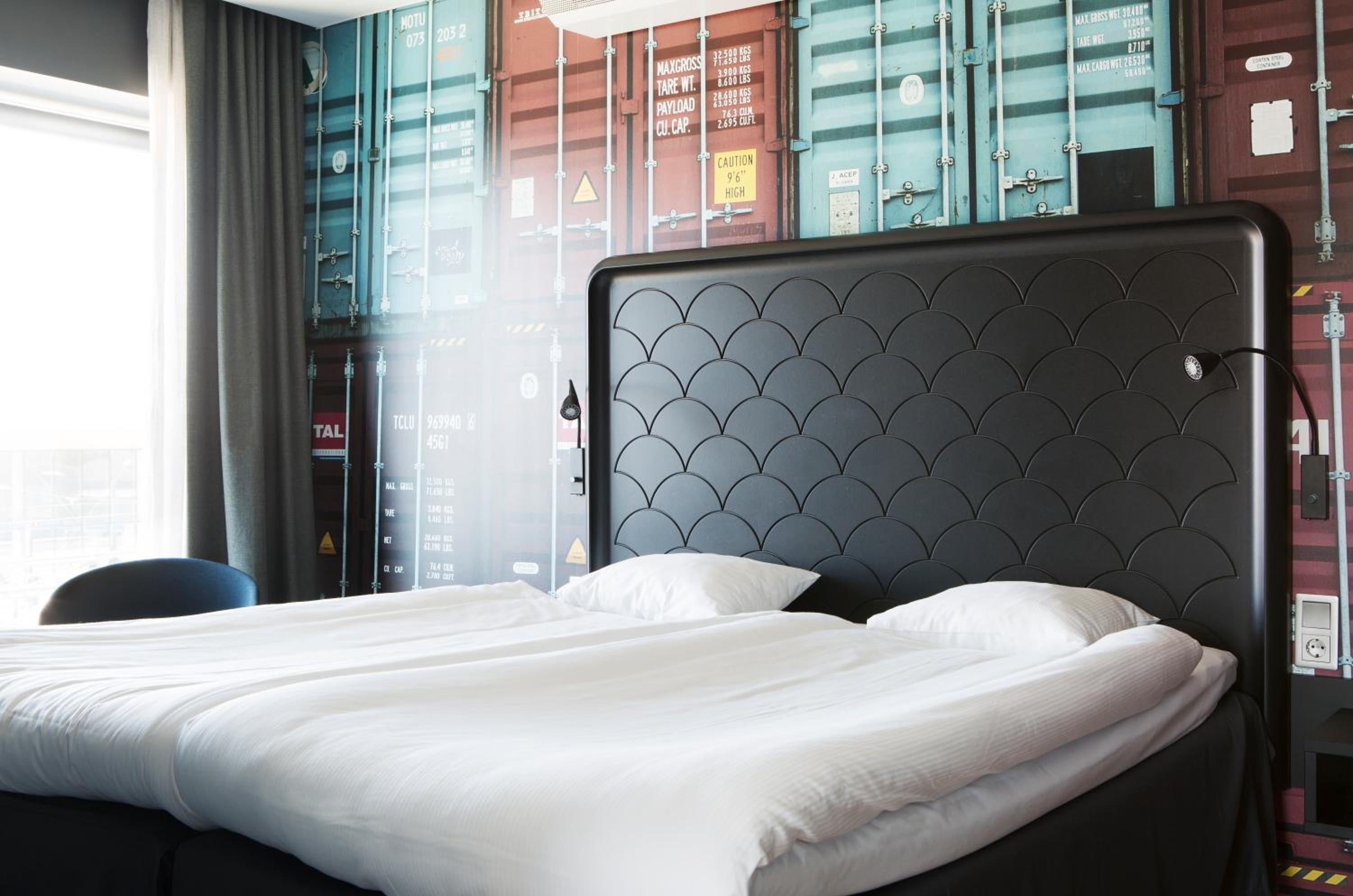 Standard Twin Room - Photo 1