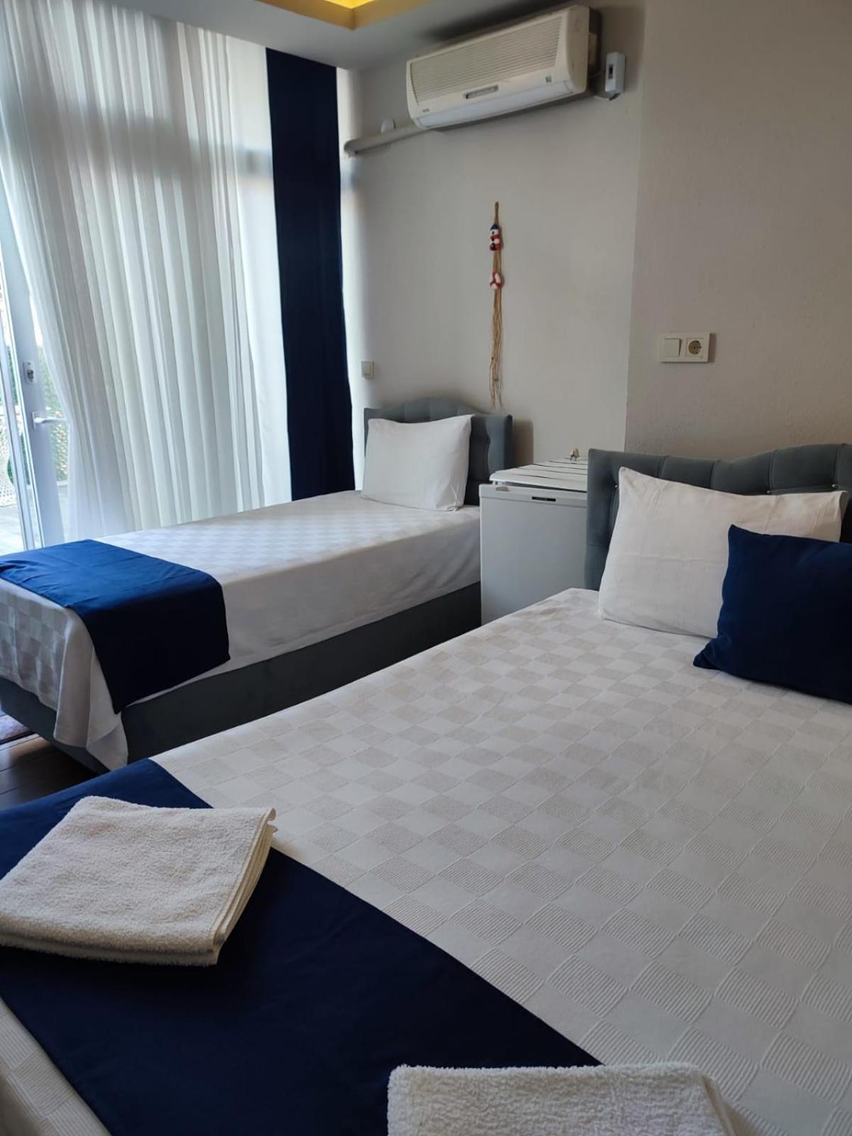 Economy Triple Room