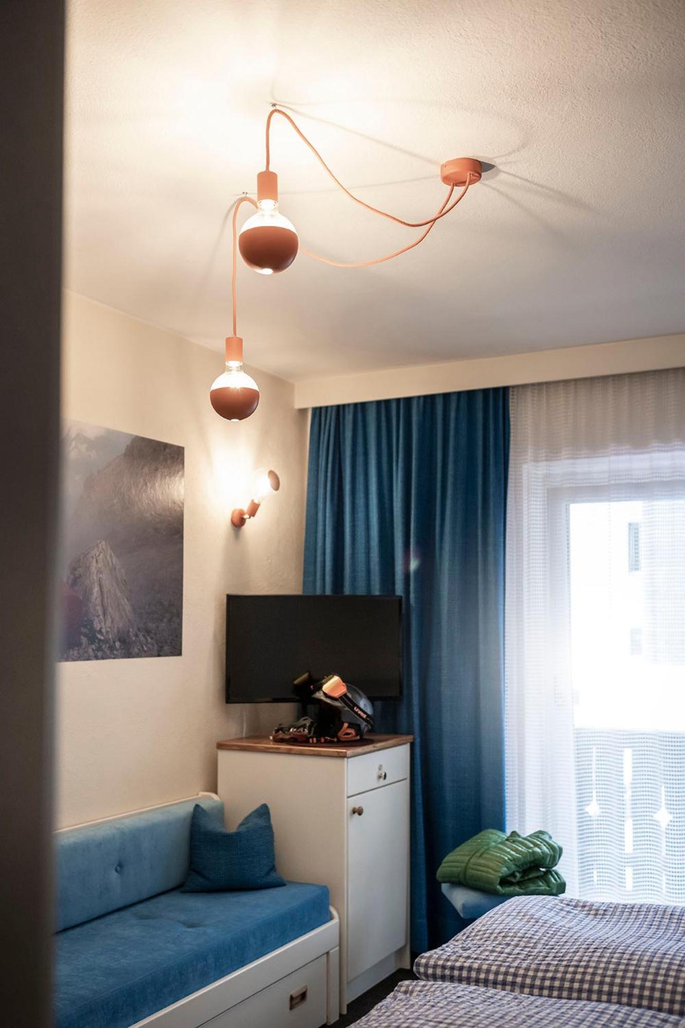Standard Double Room - Photo 3