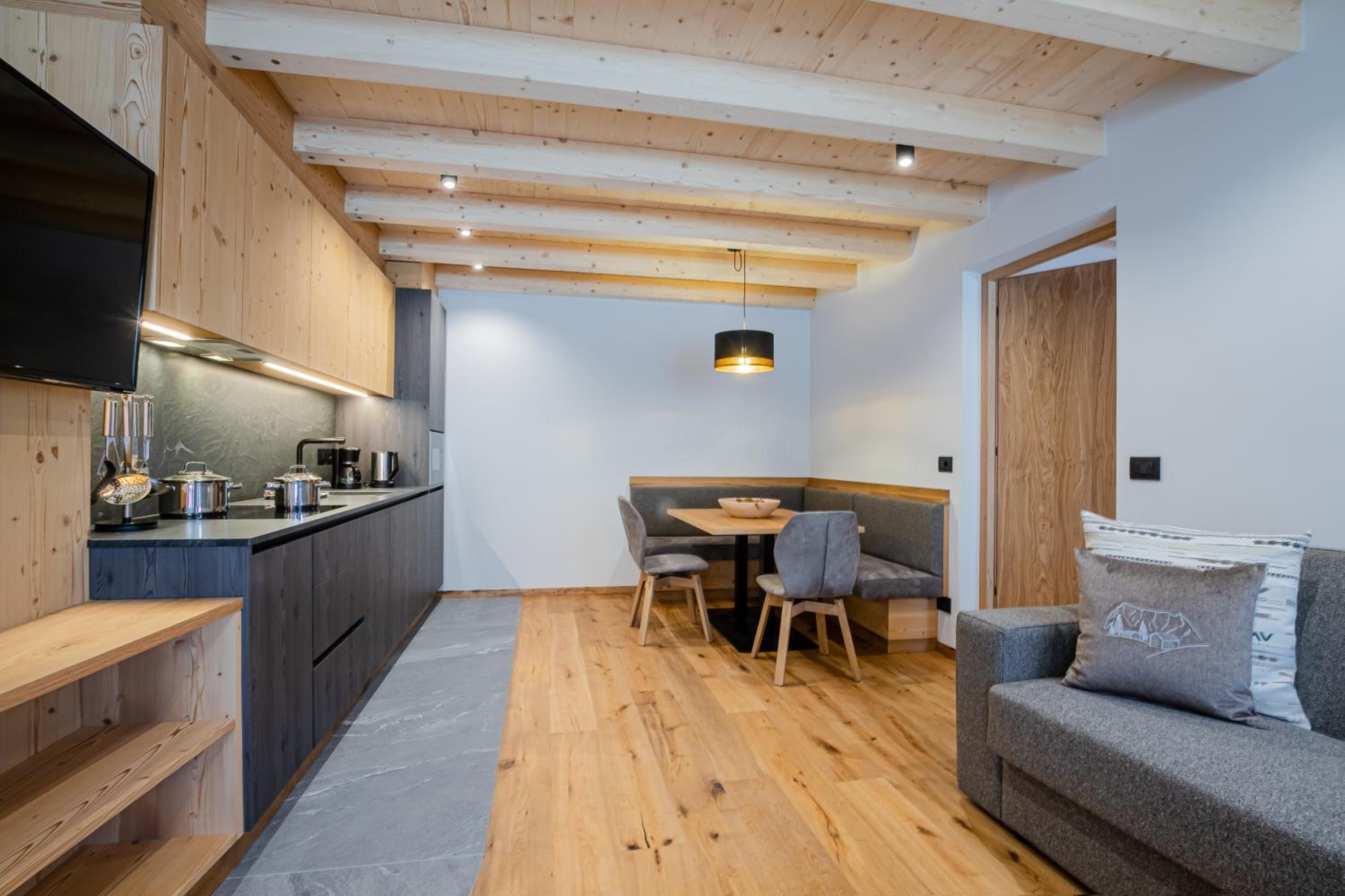 Penthouse Apartment photo 3