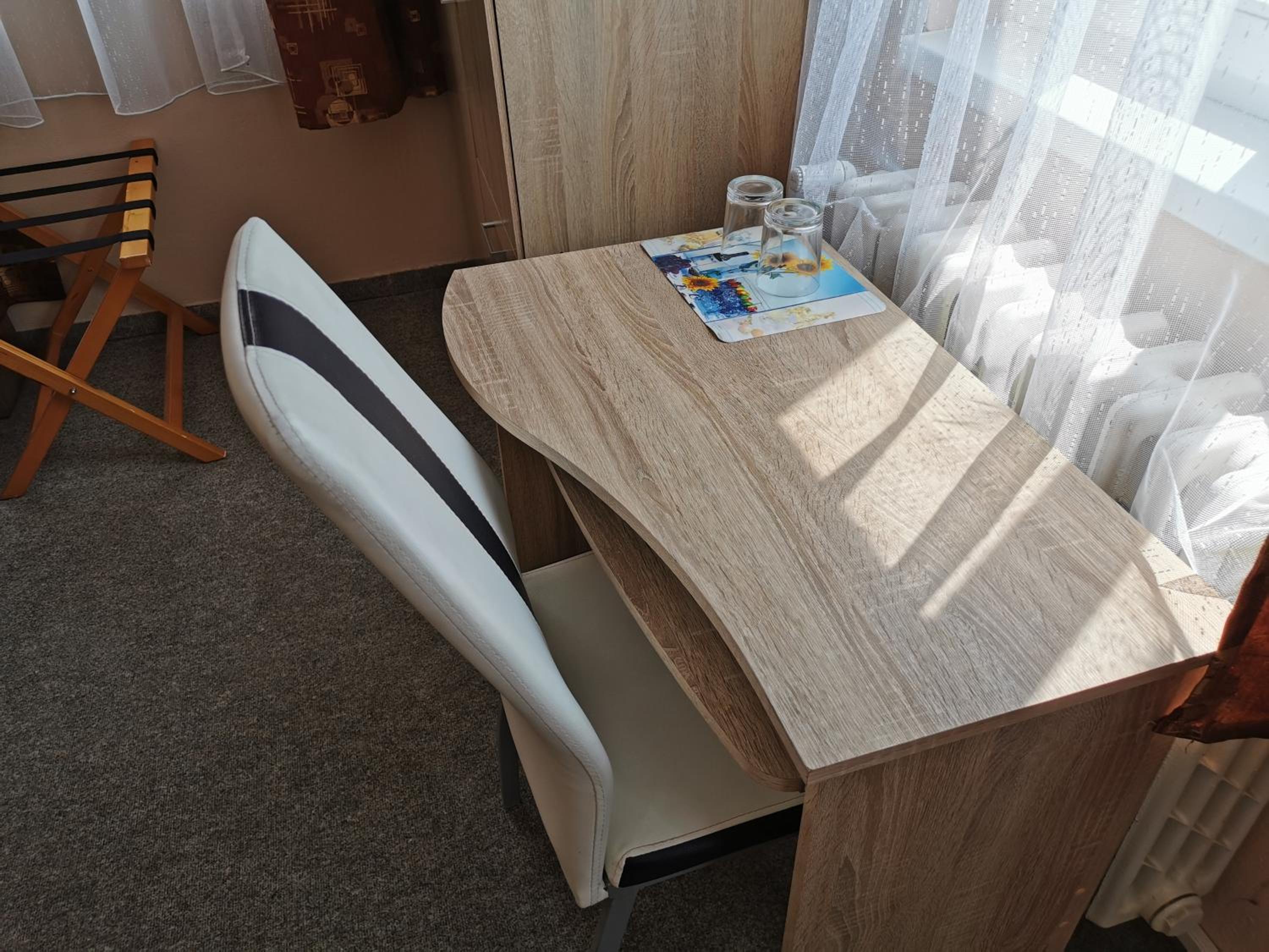 Business Twin Room photo 2
