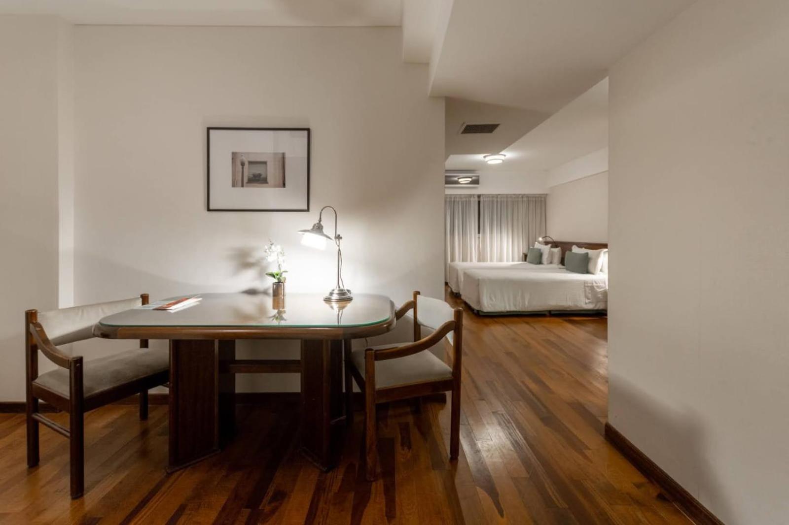 Executive Suite photo 2