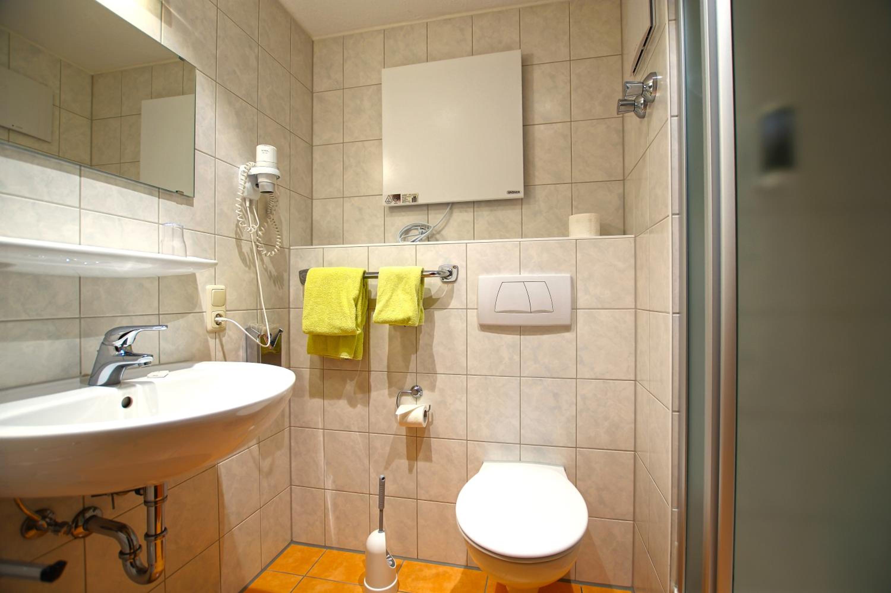 Single Room photo 2