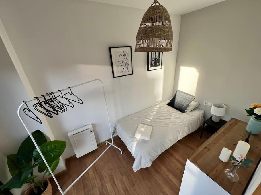 Three-Bedroom Apartment photo 2