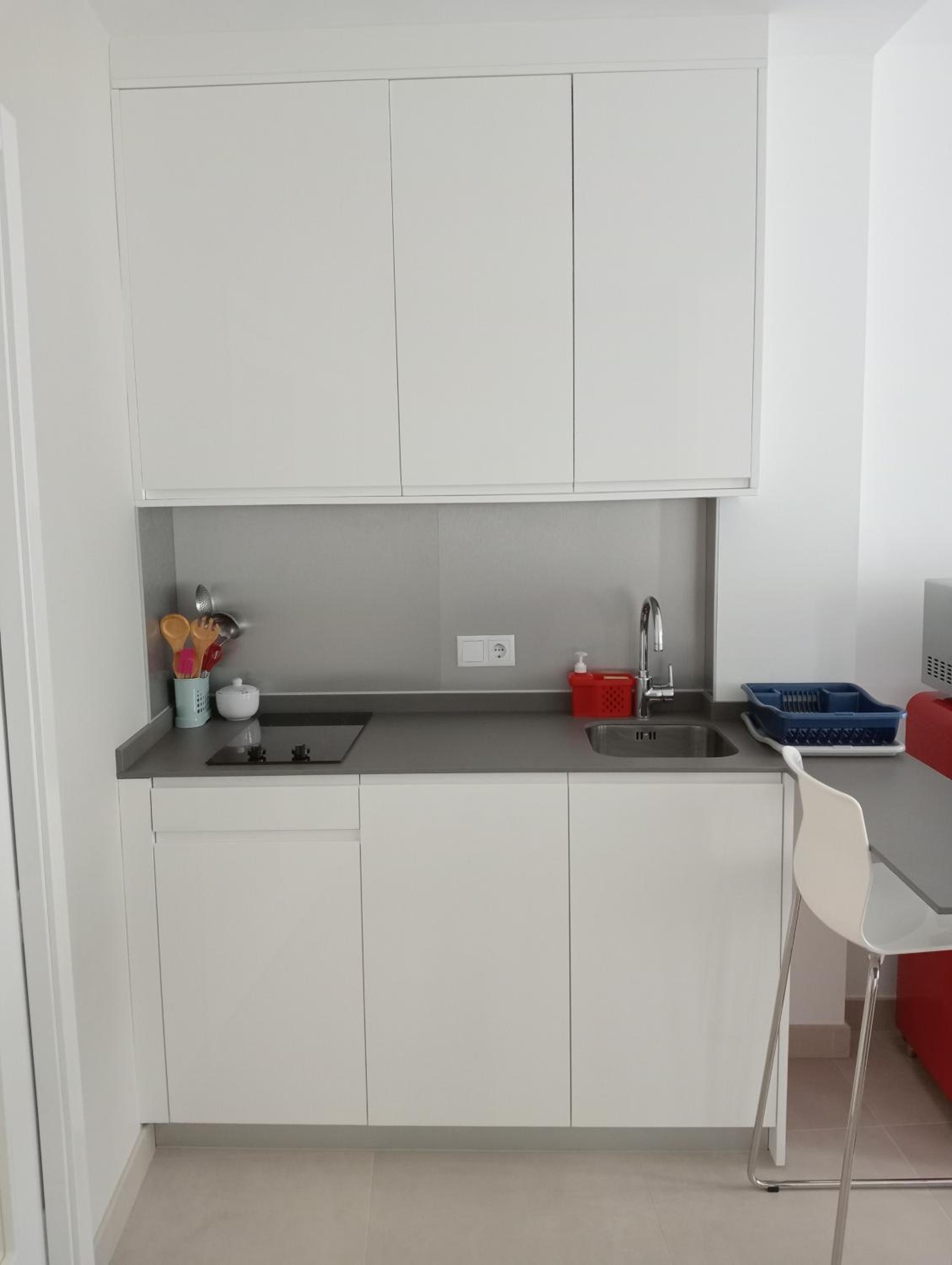 One-Bedroom Apartment - Photo 5