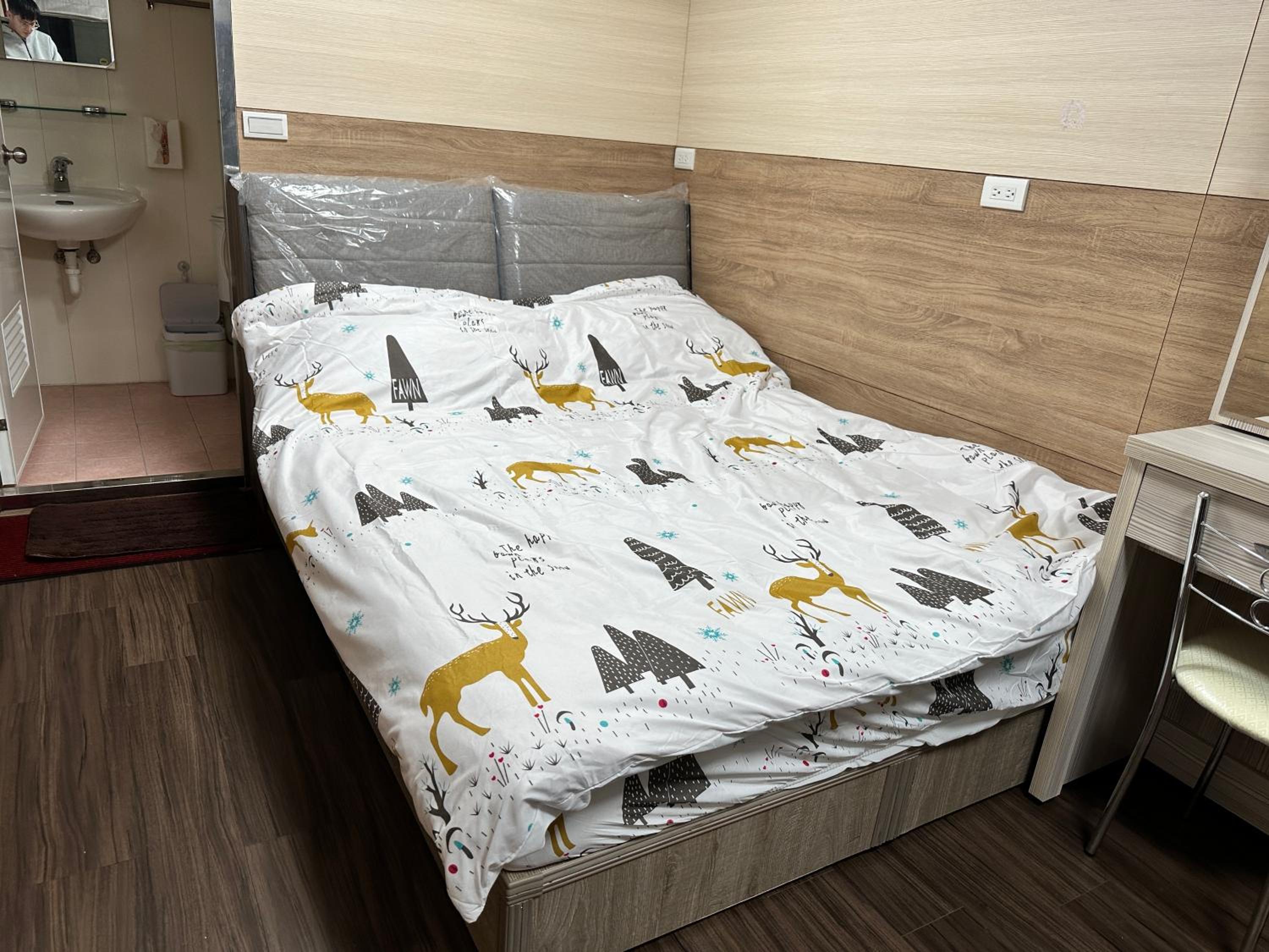 Double Room with Private Bathroom photo 1