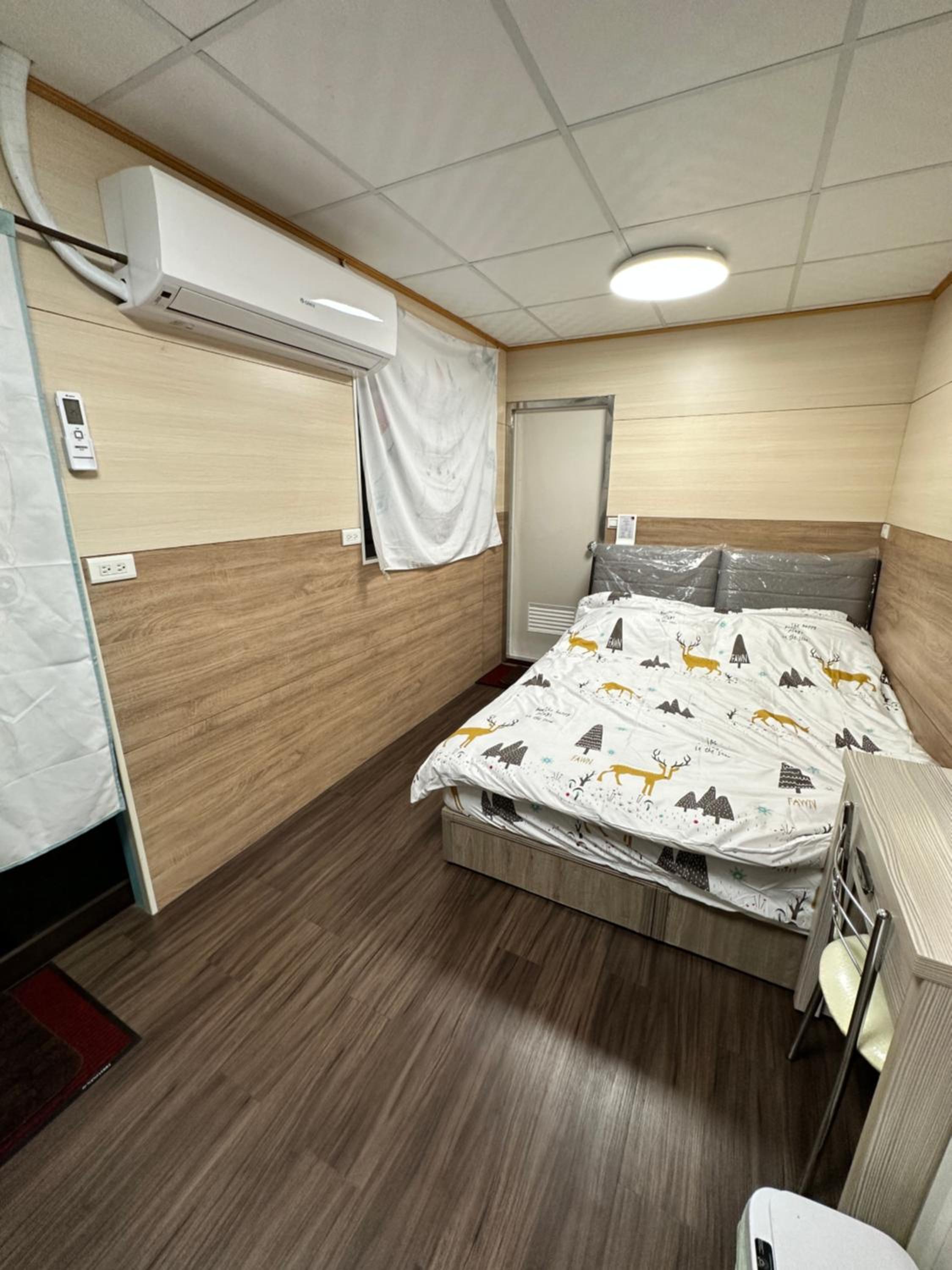 Double Room with Private Bathroom photo 3