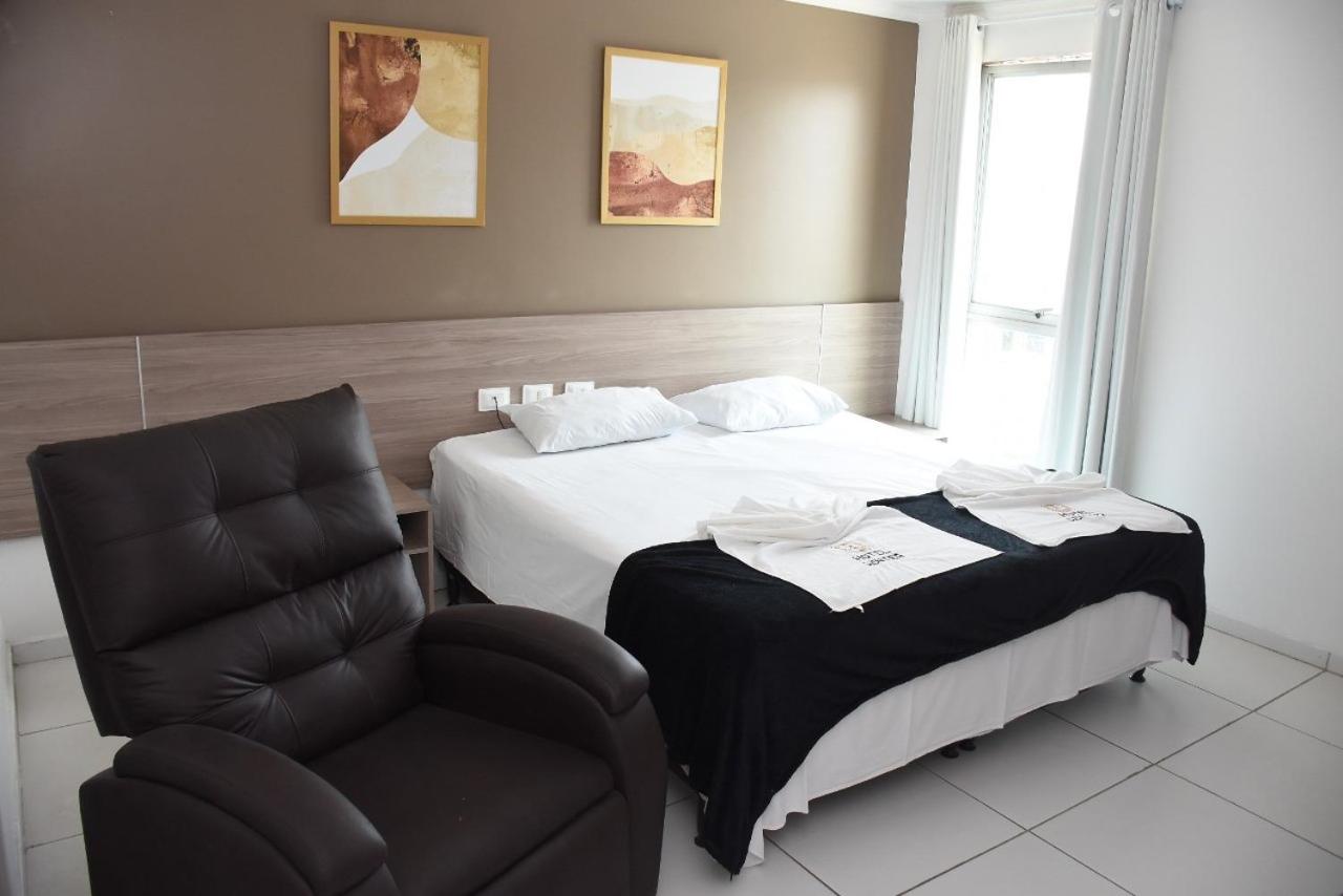 Deluxe Double or Twin Room photo 2