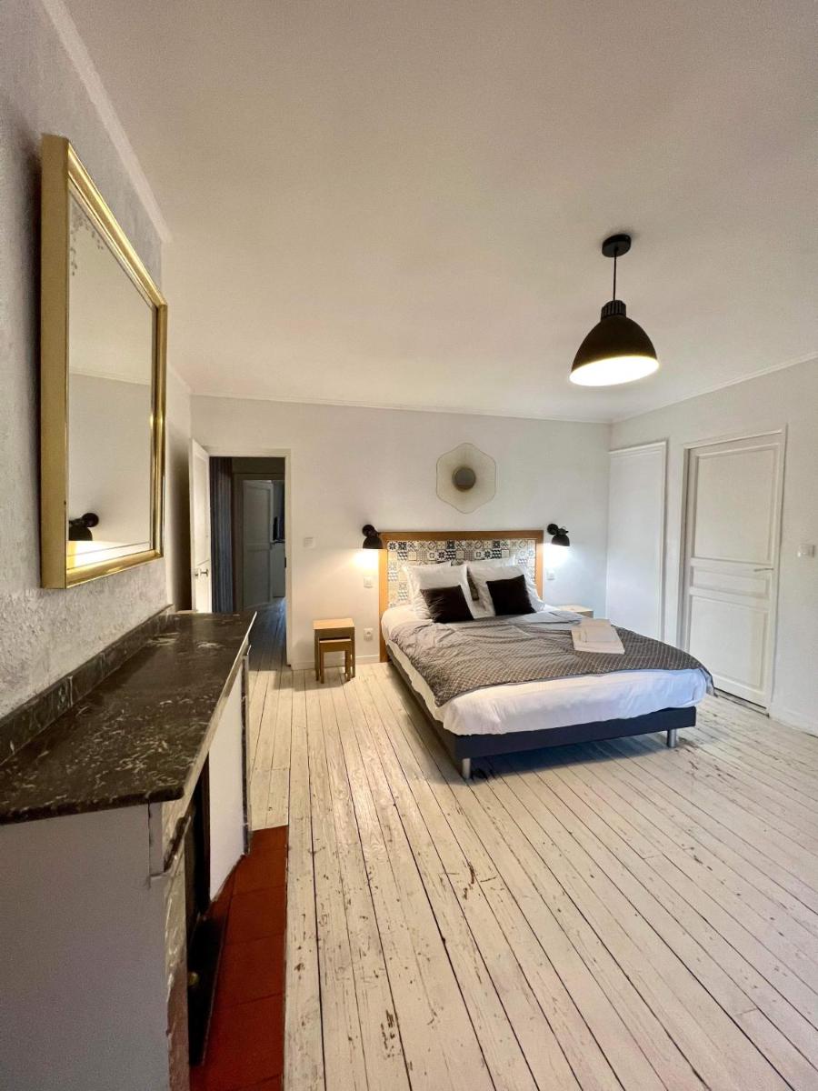 One-Bedroom Suite photo 3