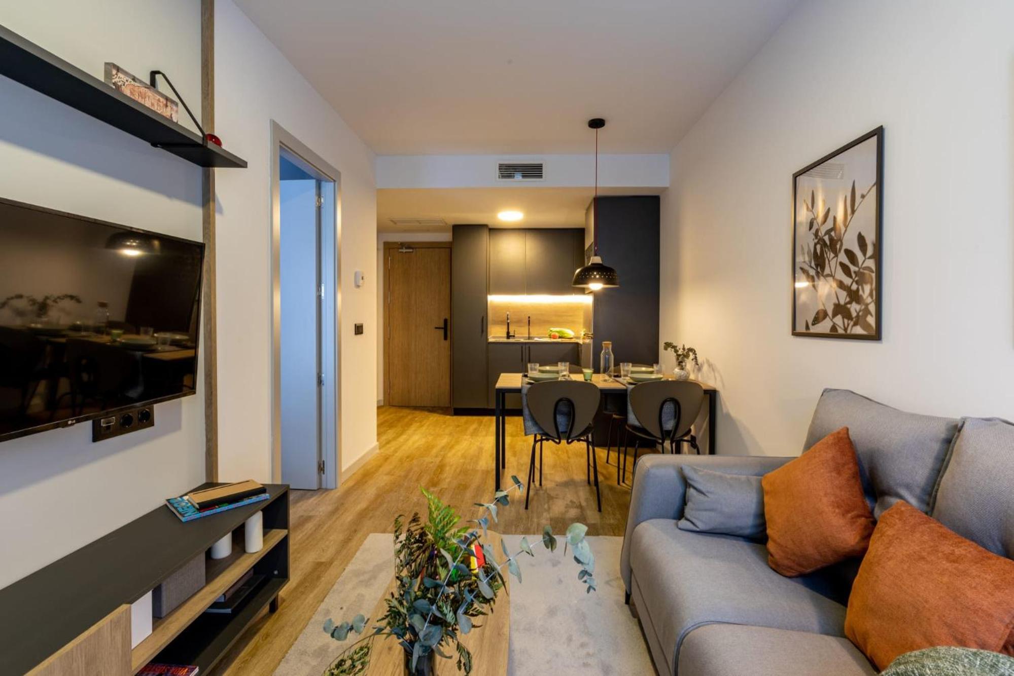 One-Bedroom Apartment