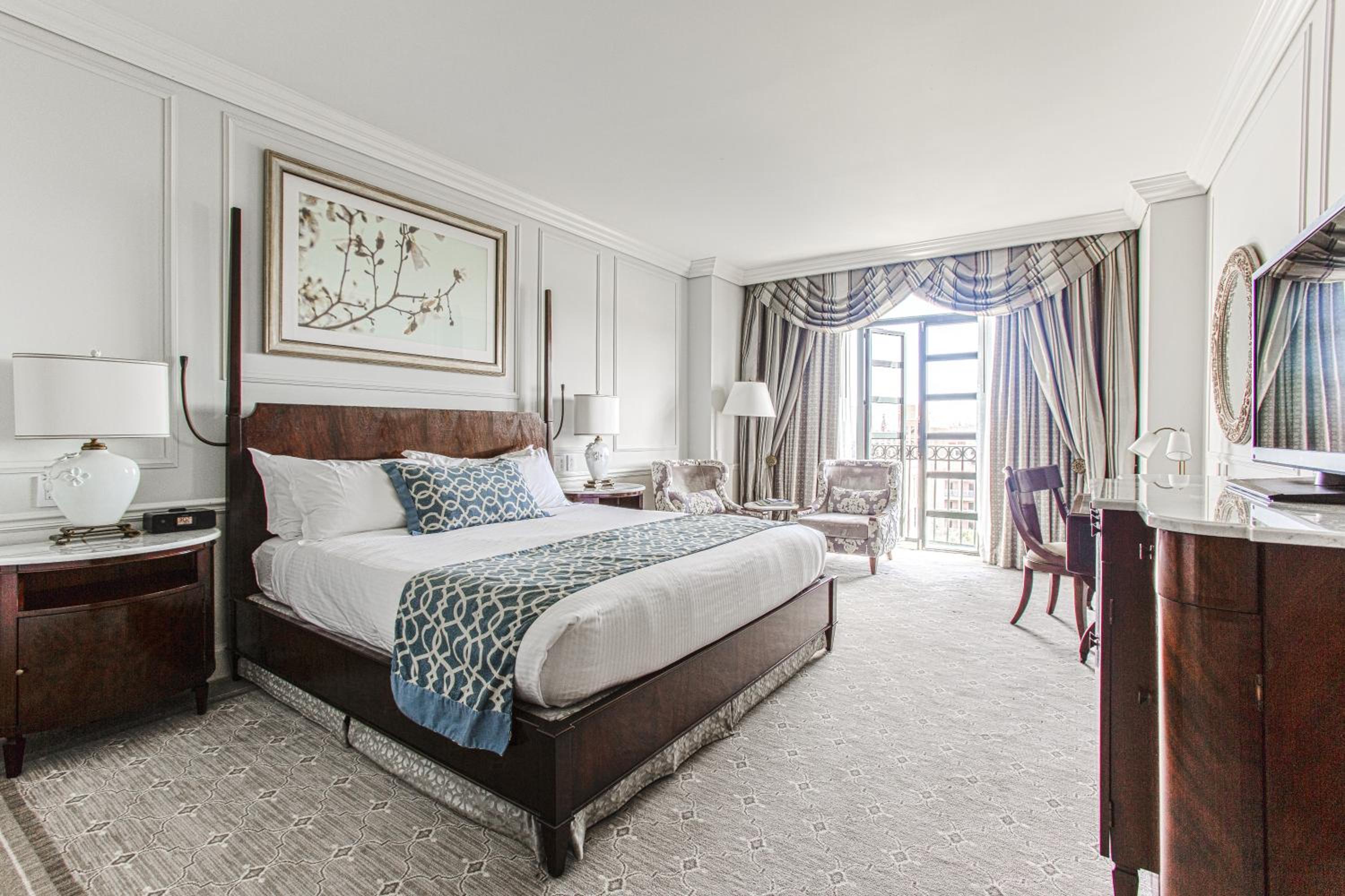 King Room with Balcony