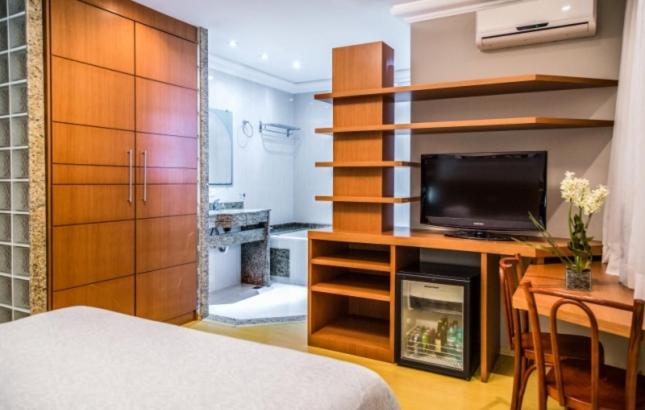 Deluxe Suite with Spa Bath photo 1