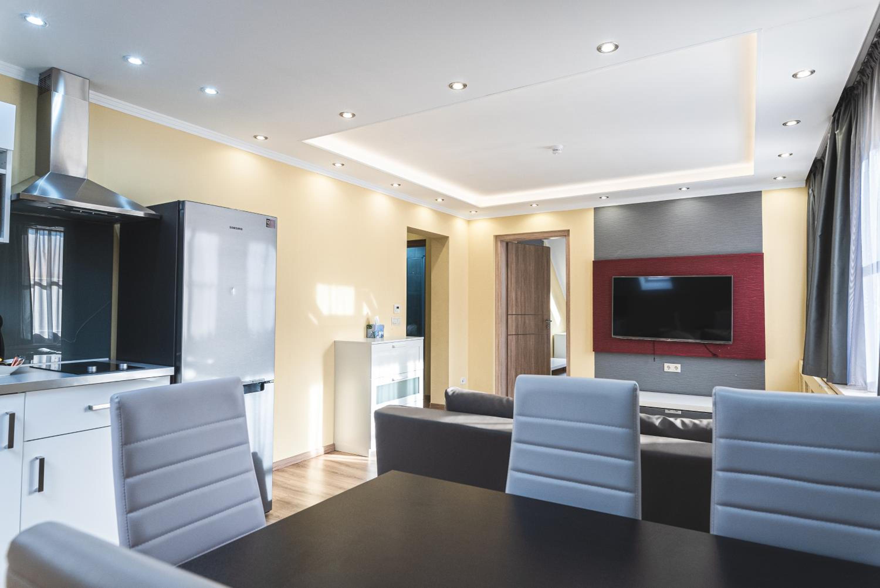 Deluxe Family Apartment photo 1