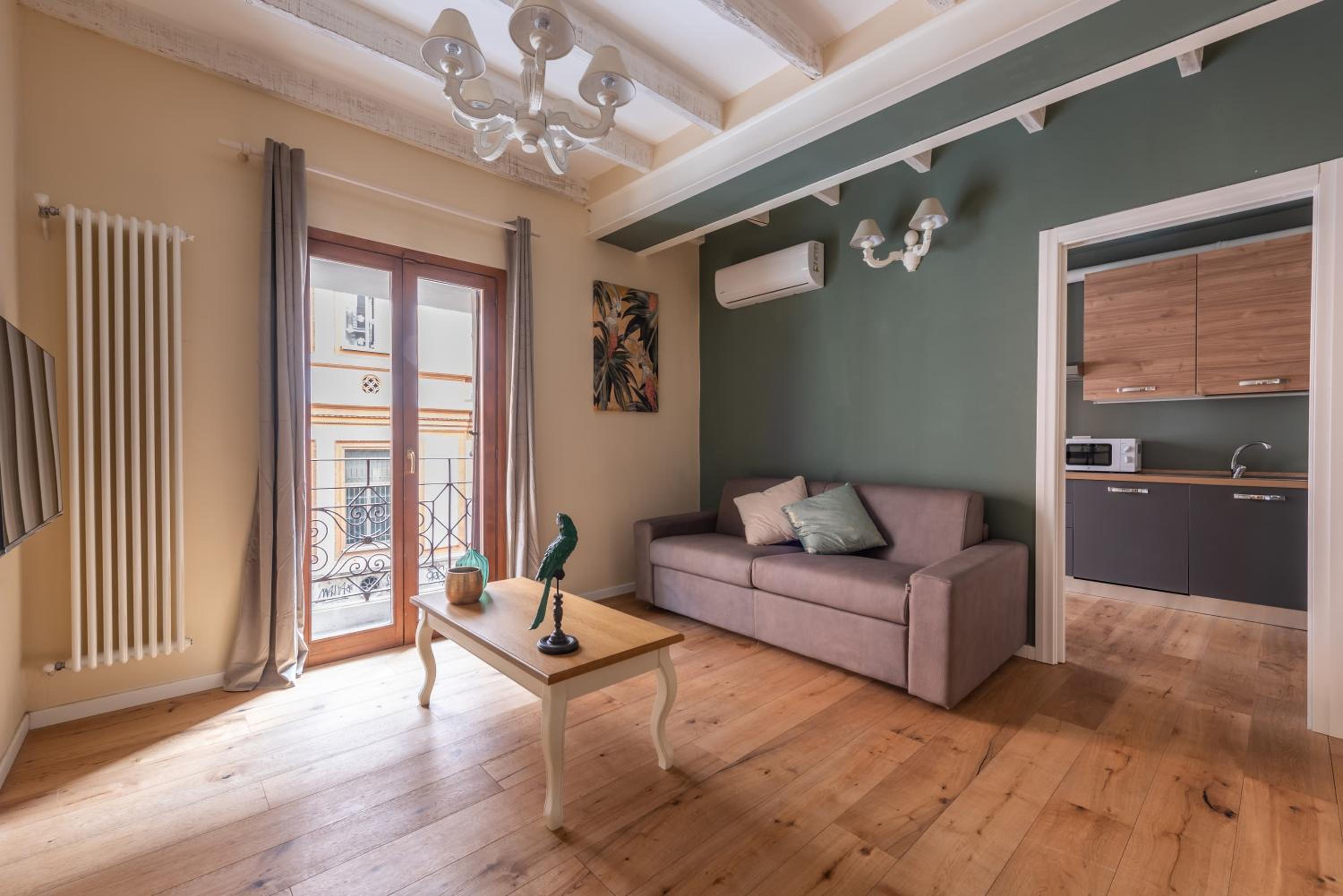 One-Bedroom Apartment