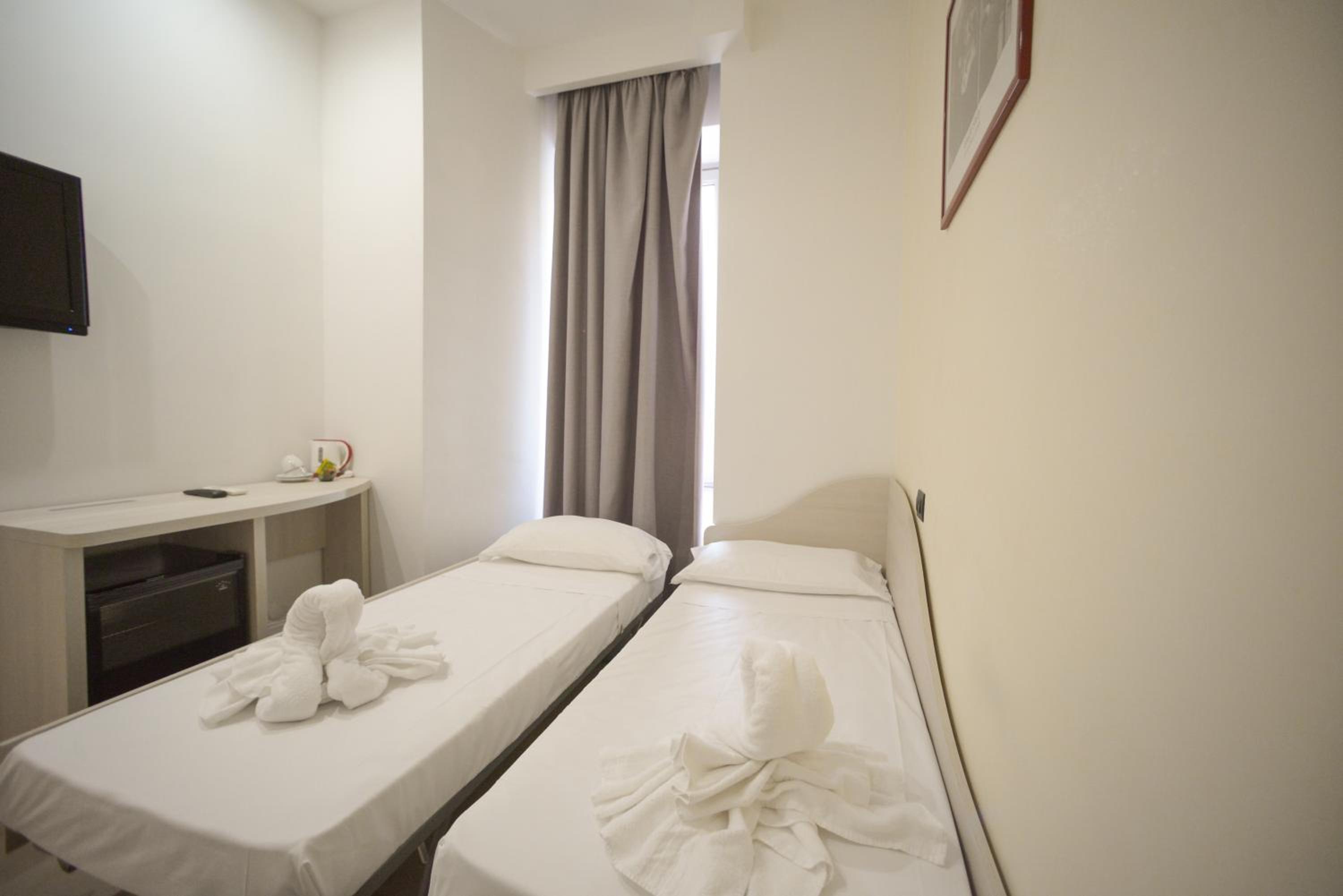 Budget Twin Room - Separate Building photo 2