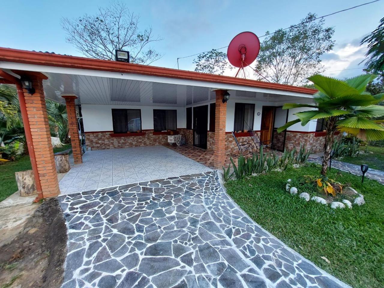 Four-Bedroom House photo 1