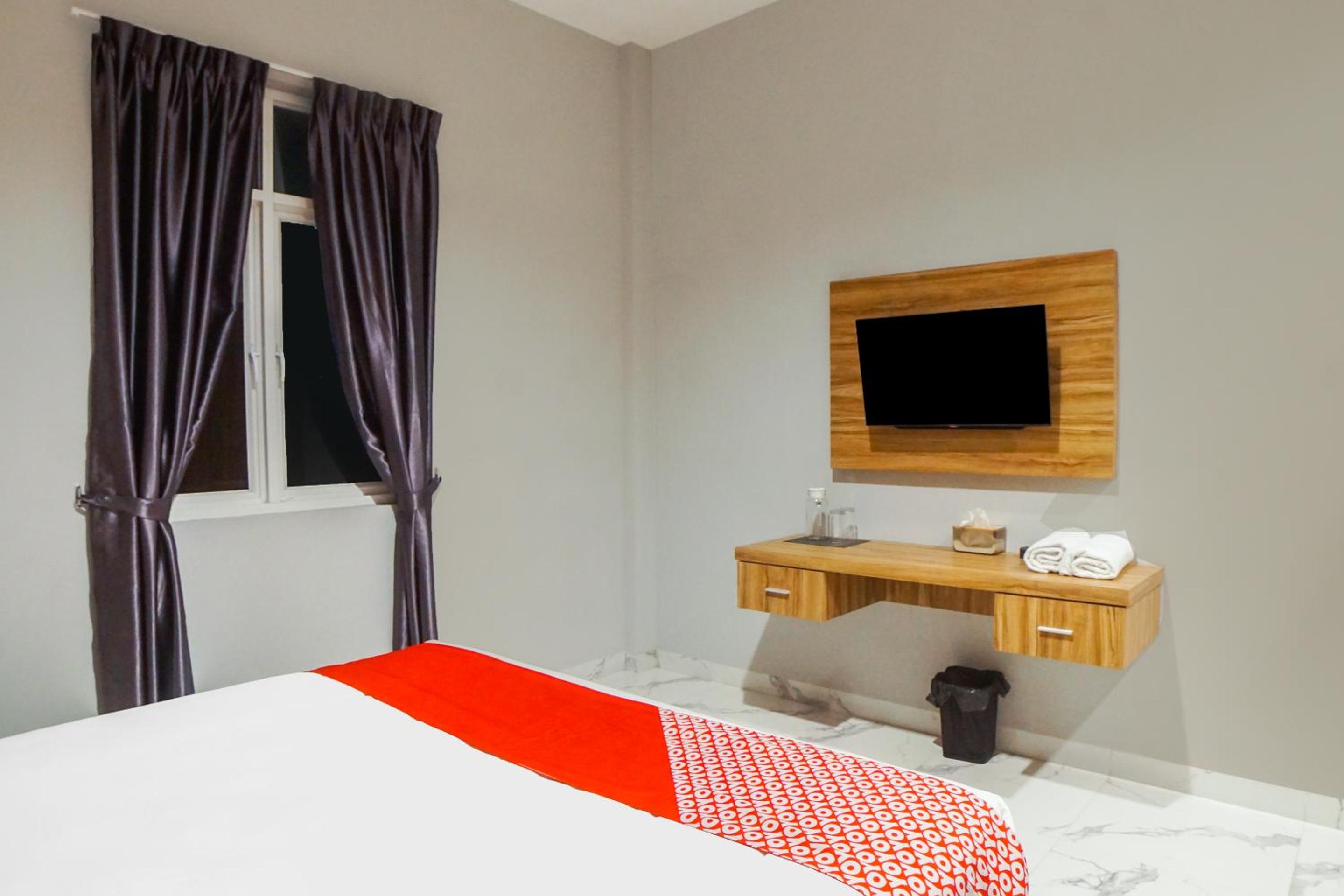 Deluxe Double Room - Photo 6
