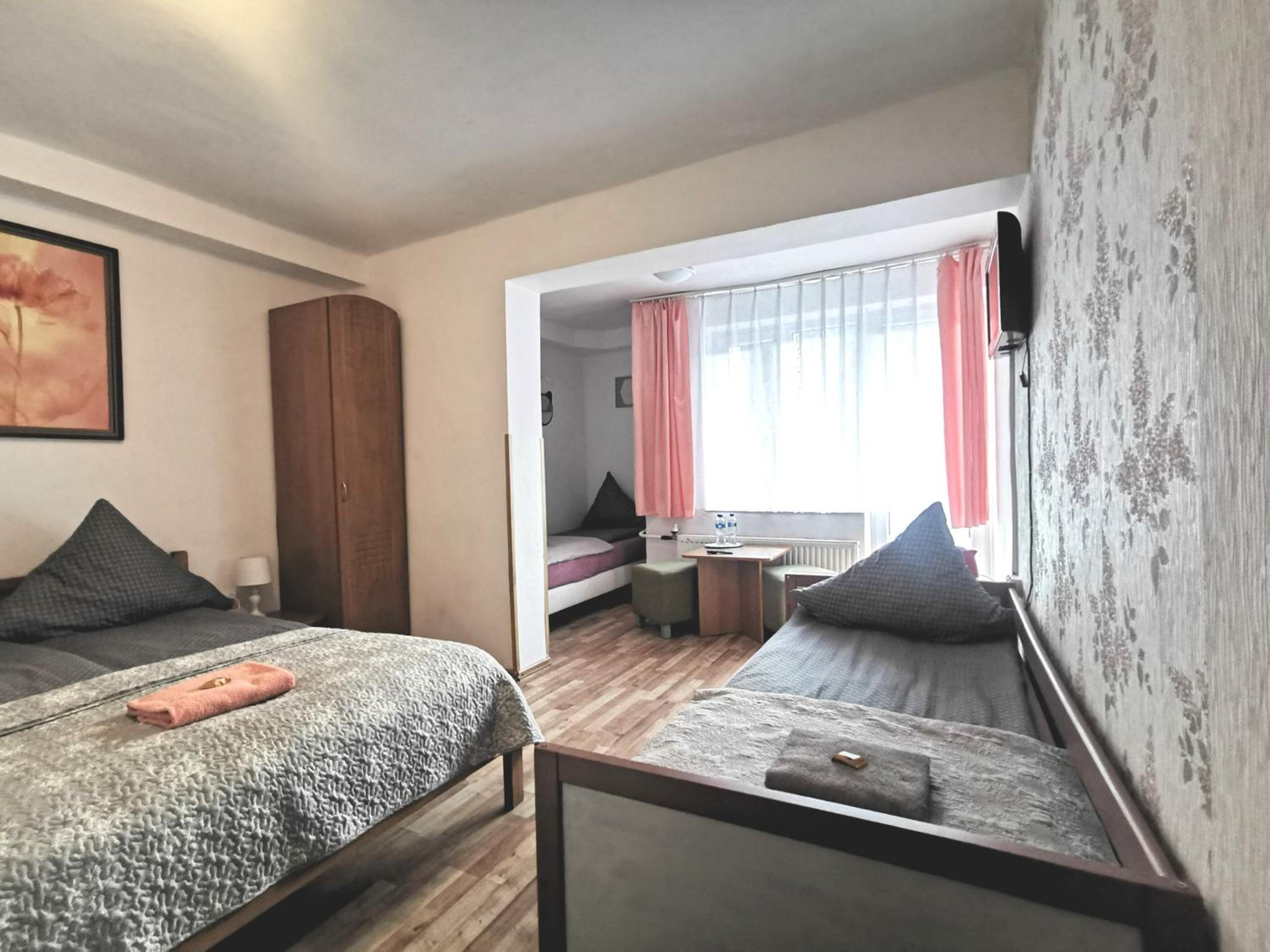 Quadruple Room with Balcony photo 3