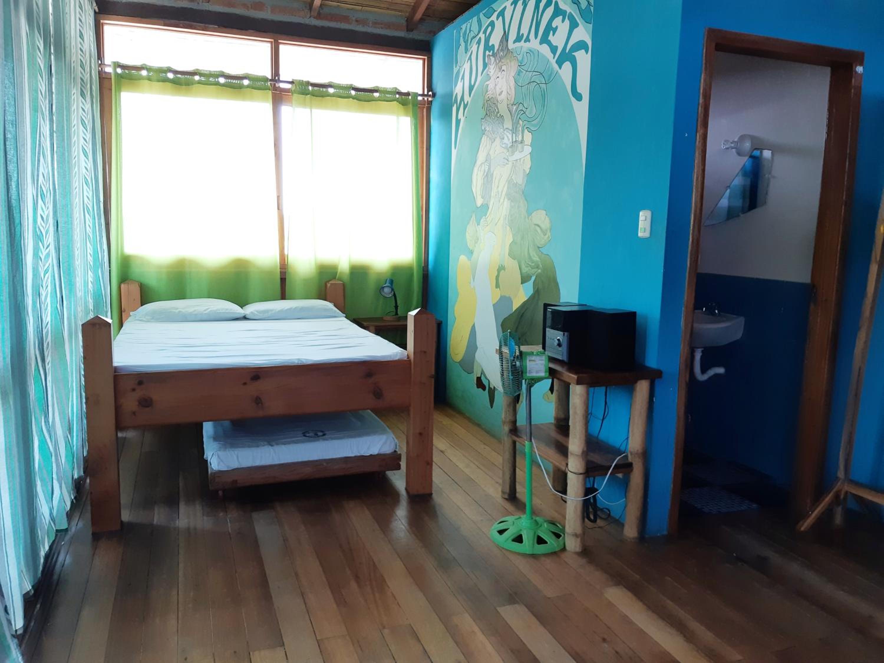 Classic Quadruple Room photo 3