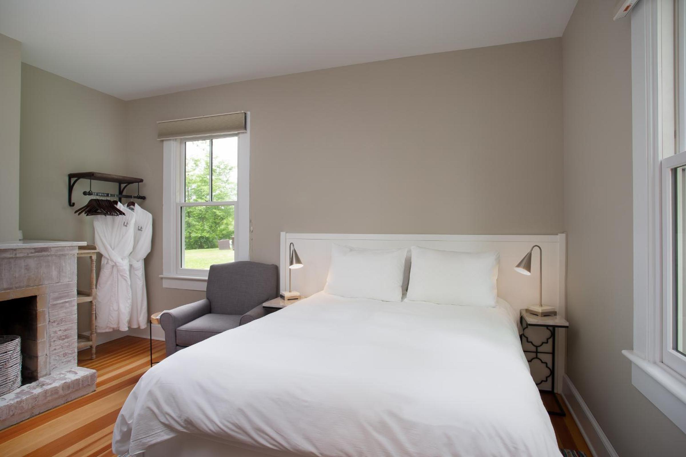Double Room with Lake View