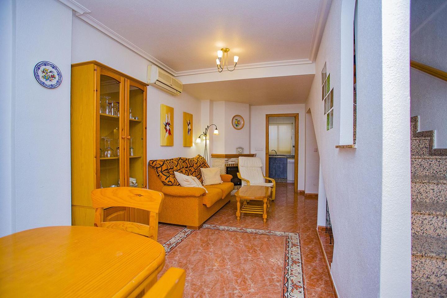 Casa adosada de tres habitaciones