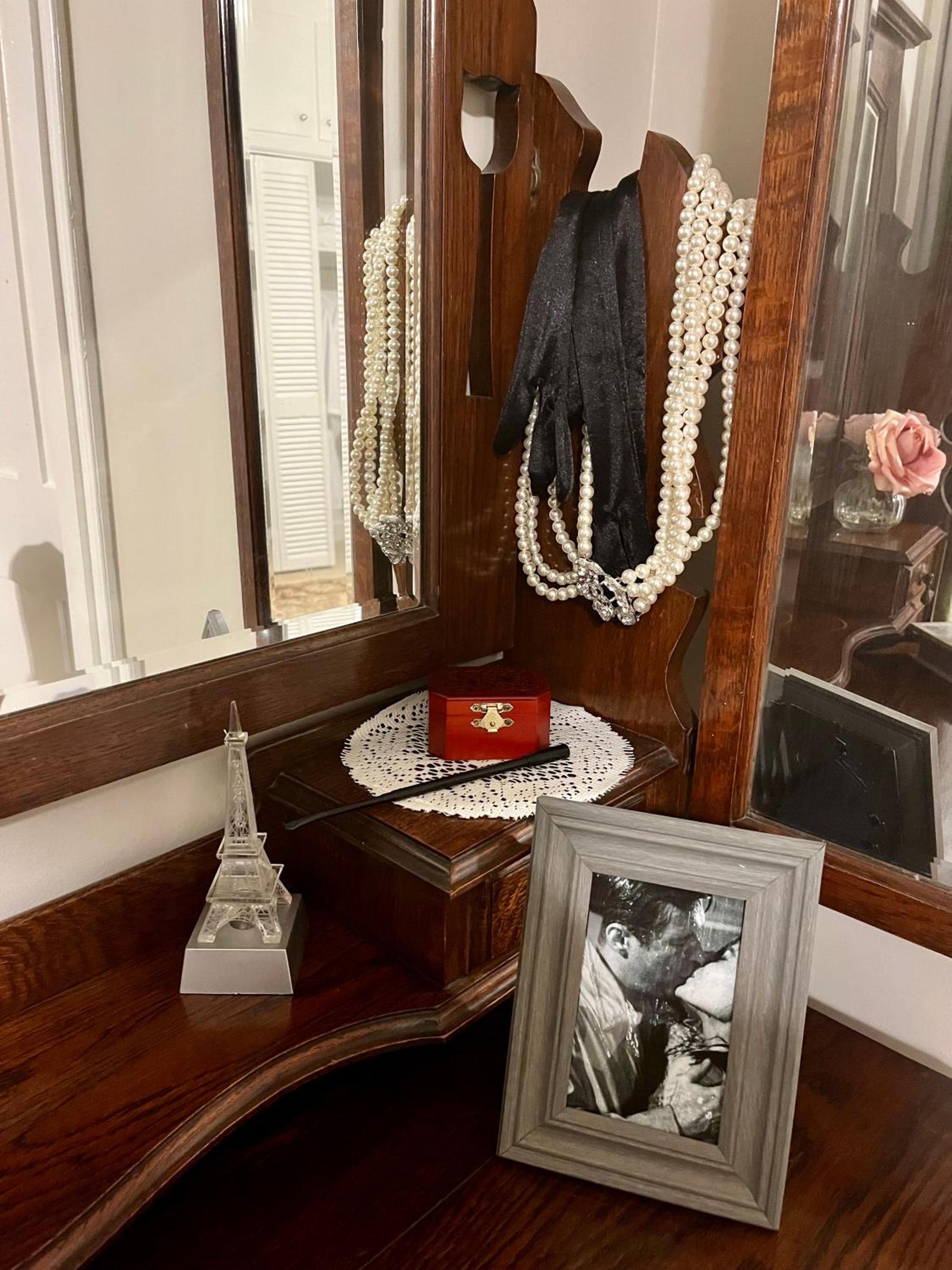 Deluxe Queen Suite - Photo 21