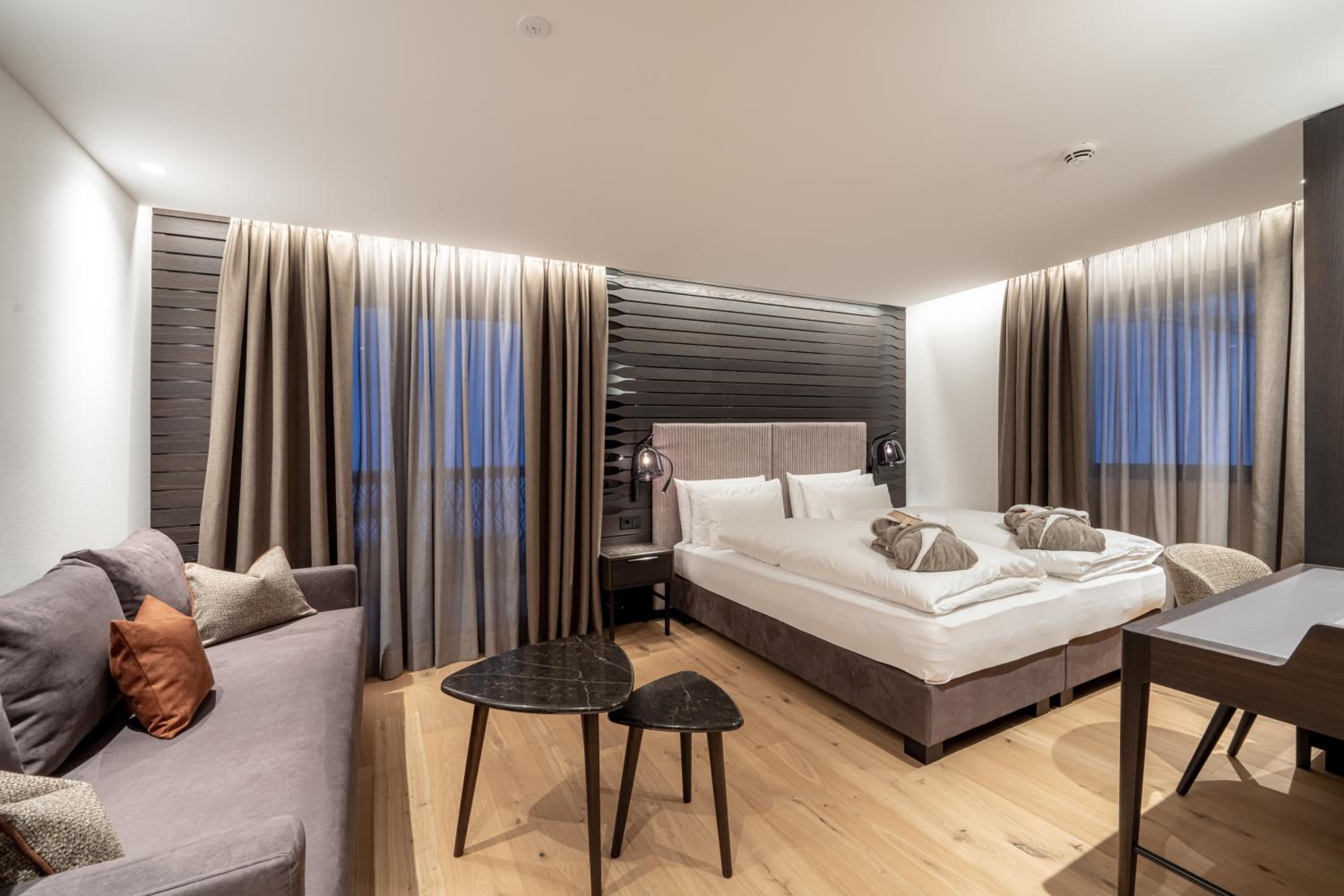 Superior Double or Twin Room photo 2